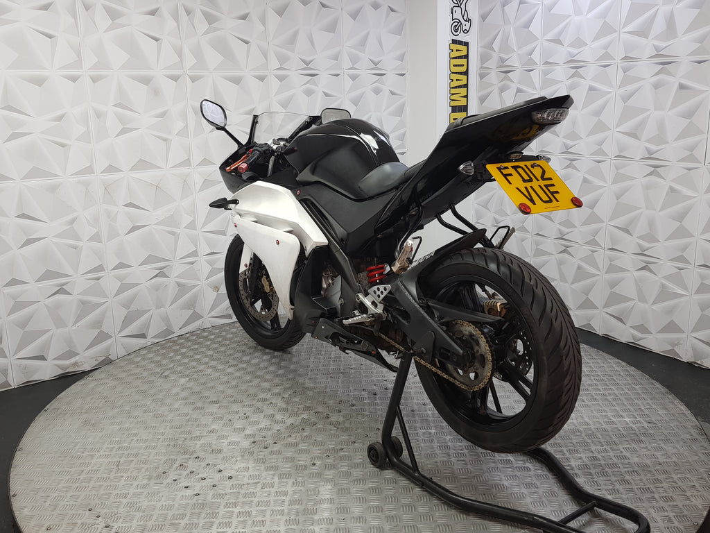 2012 Yamaha YZF-R125