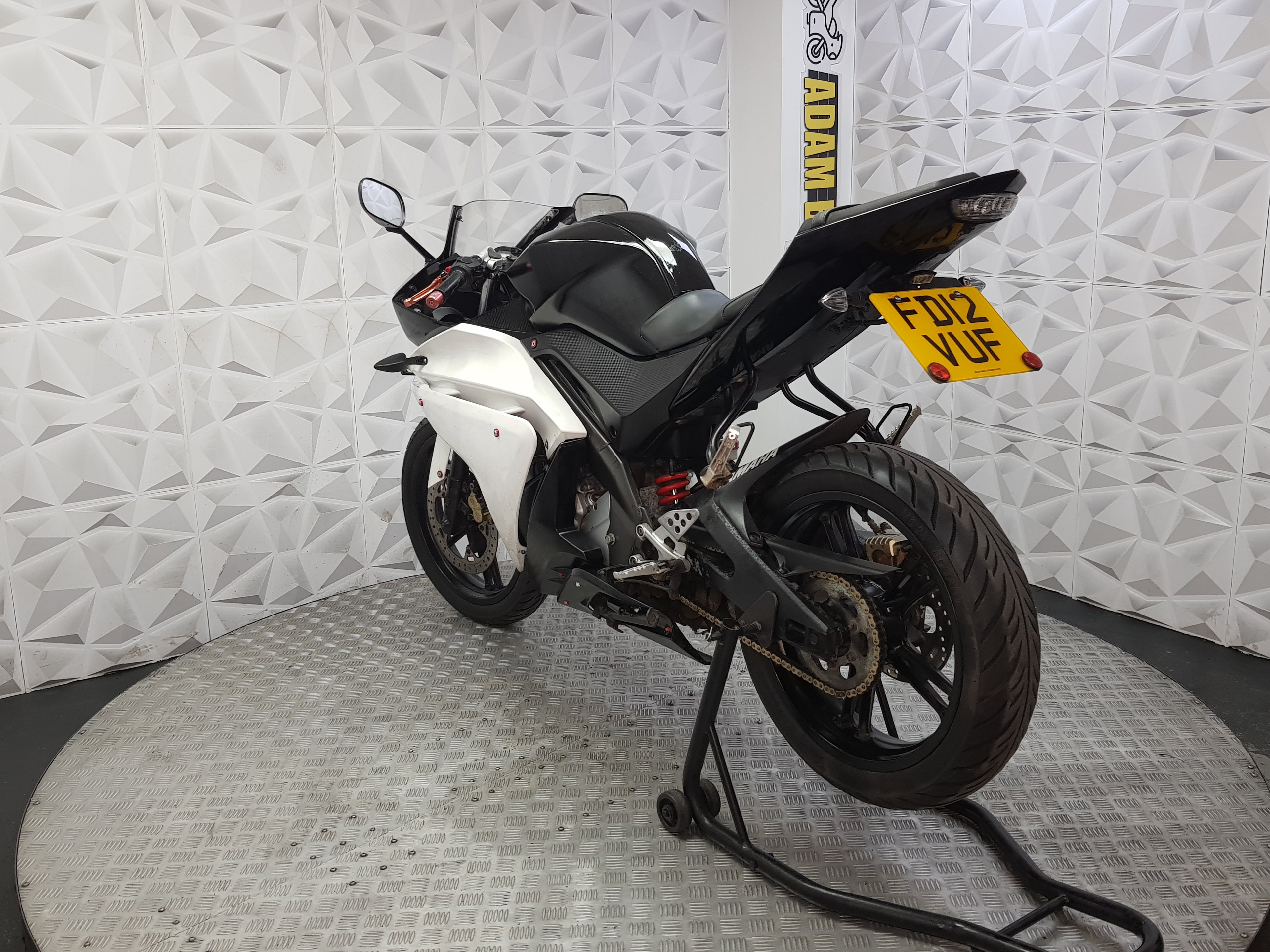 2012 Yamaha YZF-R125