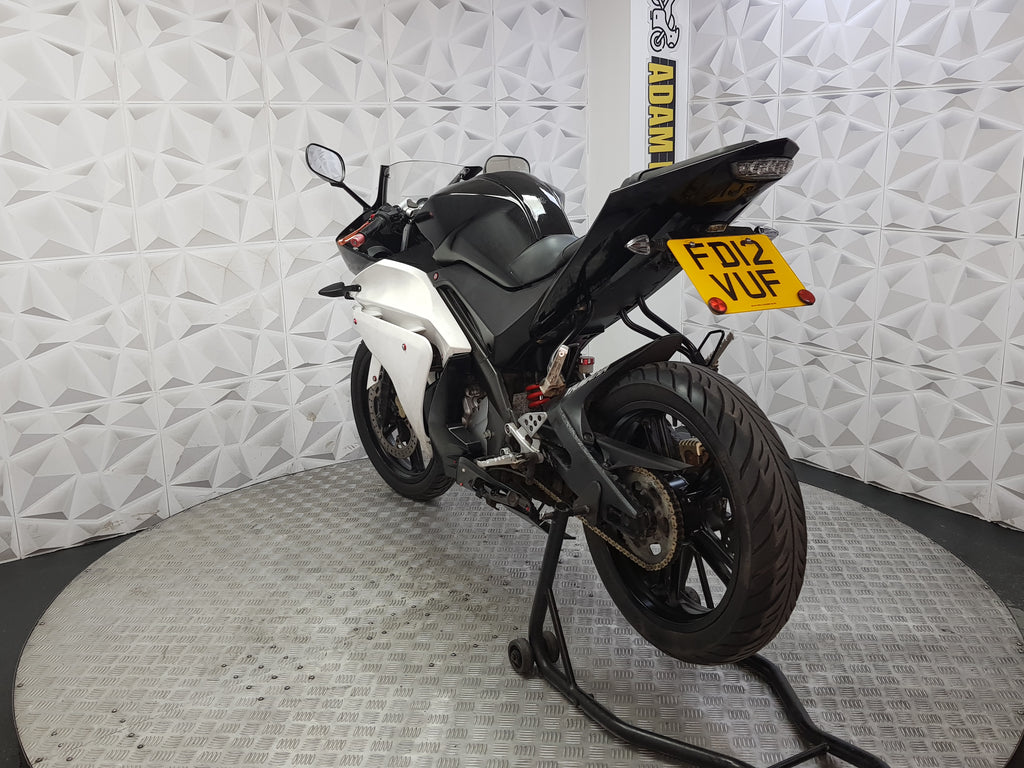 2012 Yamaha YZF-R125