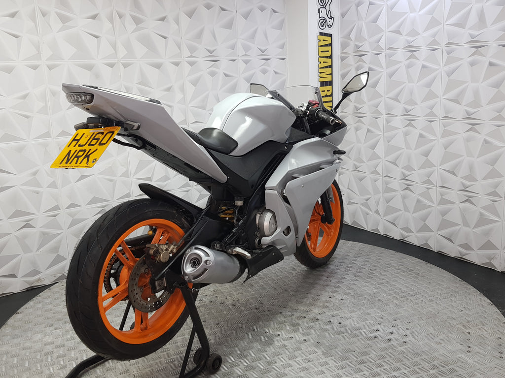 2010 Yamaha YZF-R125