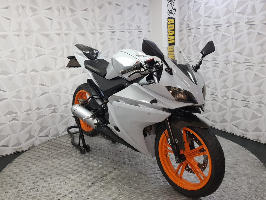 2010 Yamaha YZF-R125