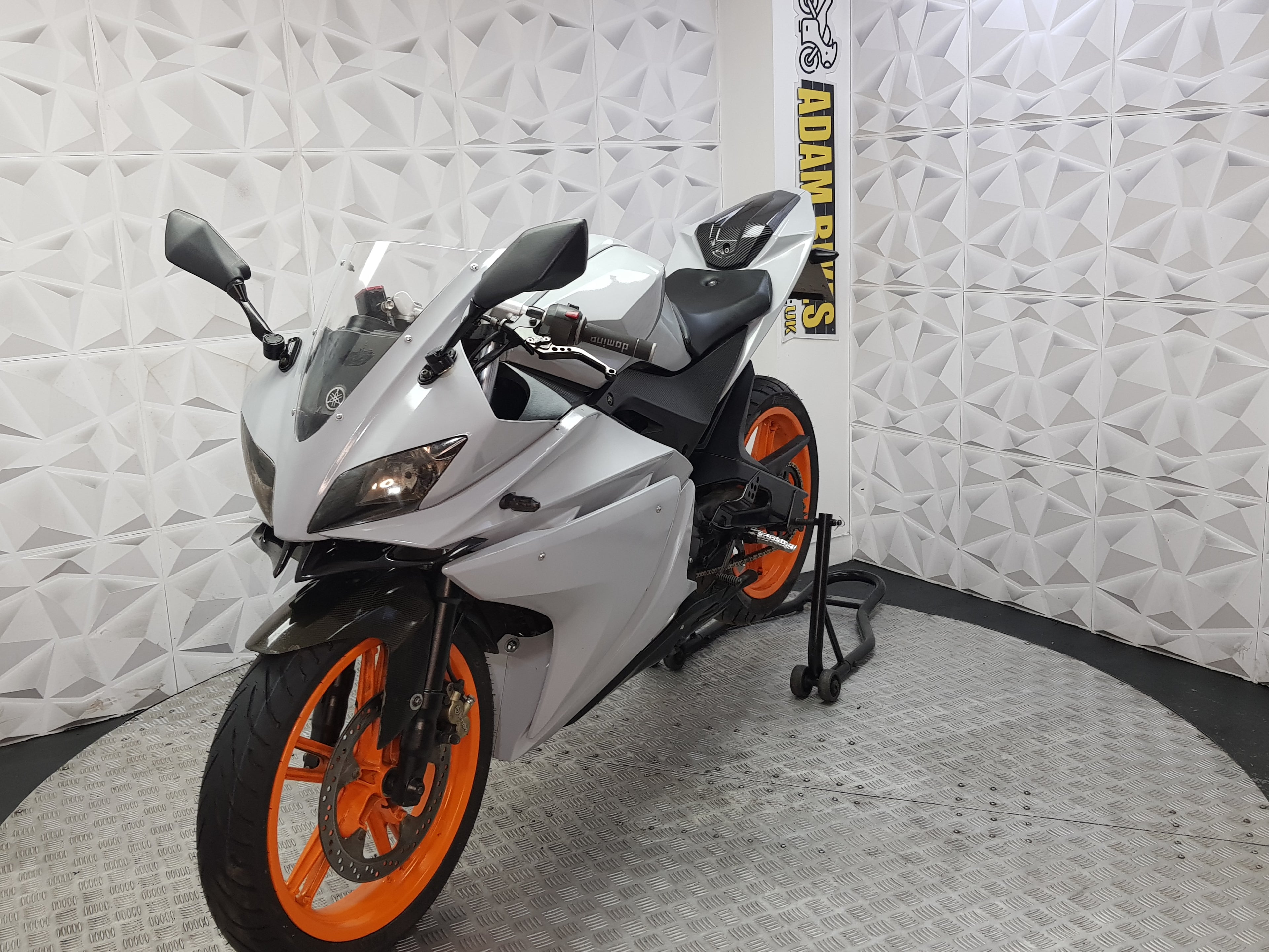2010 Yamaha YZF-R125