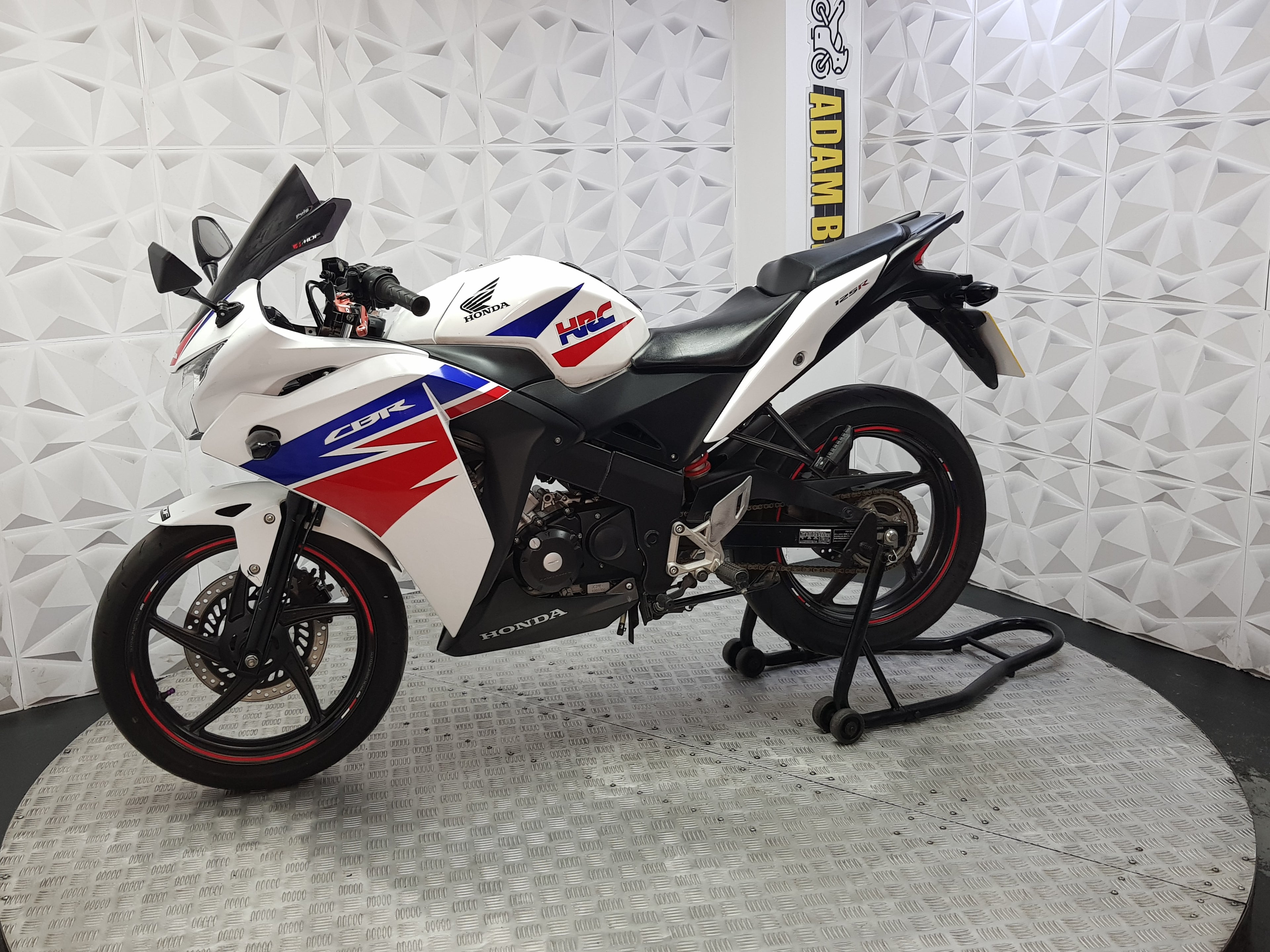 2013 Honda CBR125R