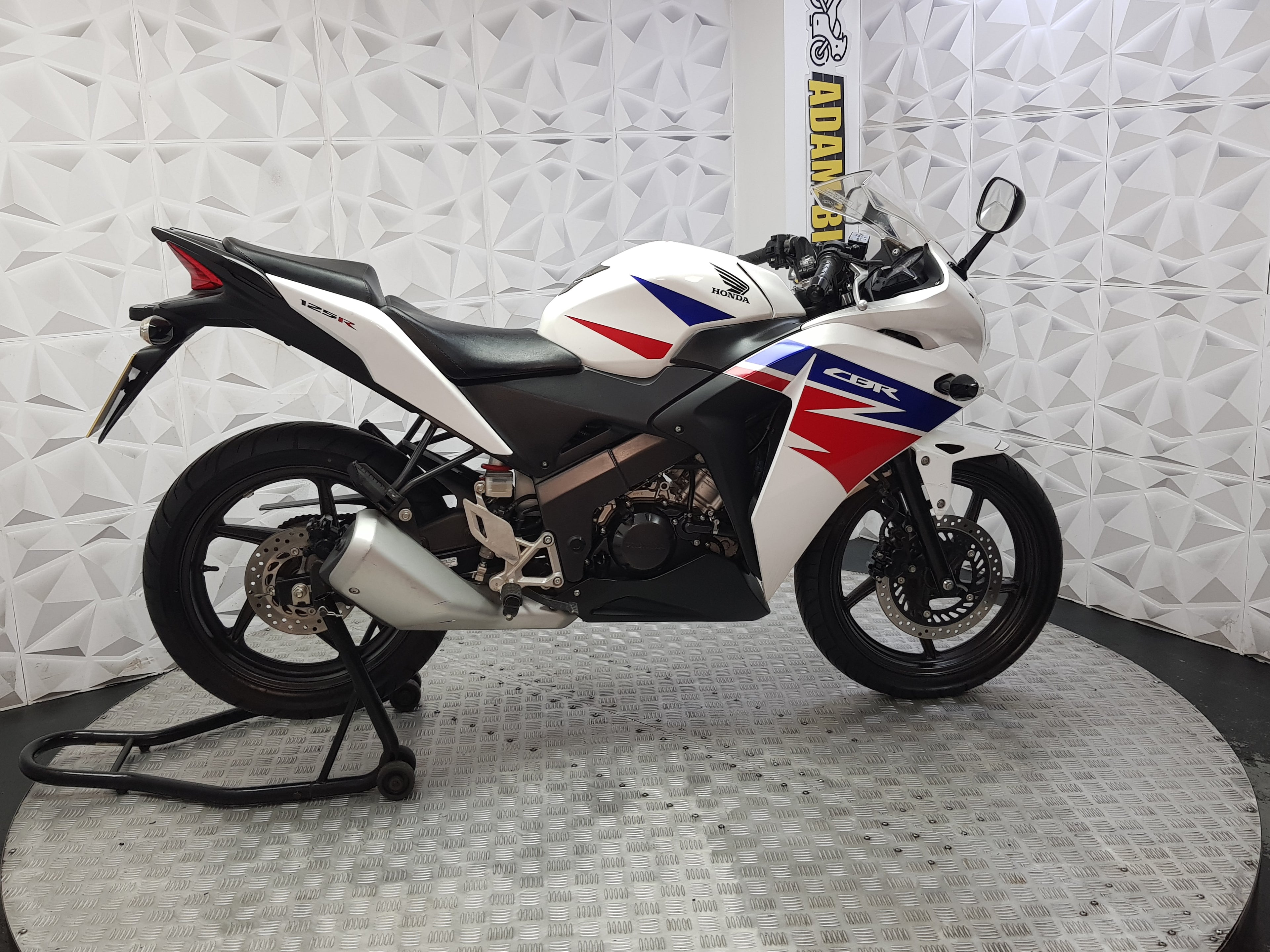 2013 Honda CBR125R