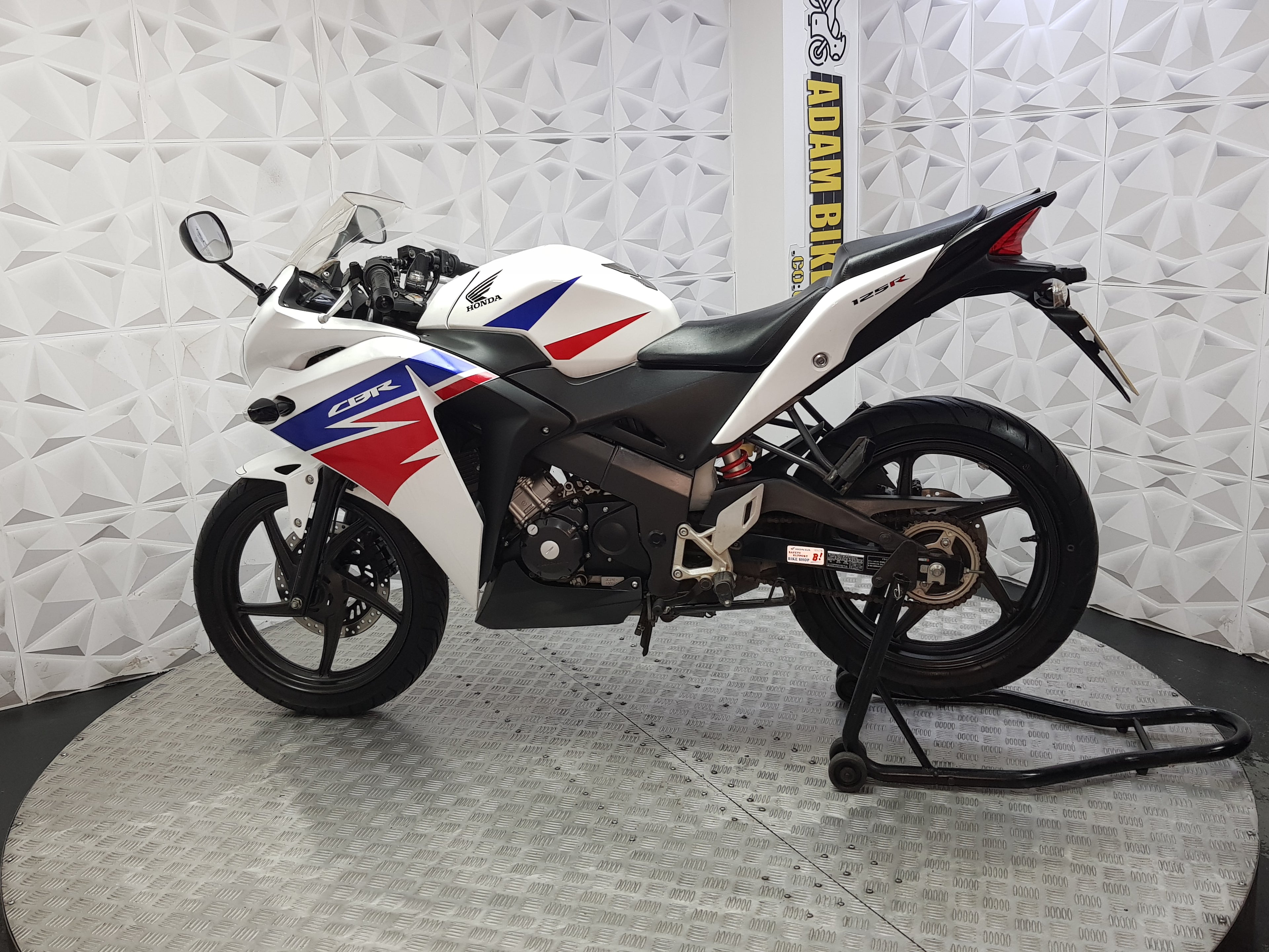 2013 Honda CBR125R