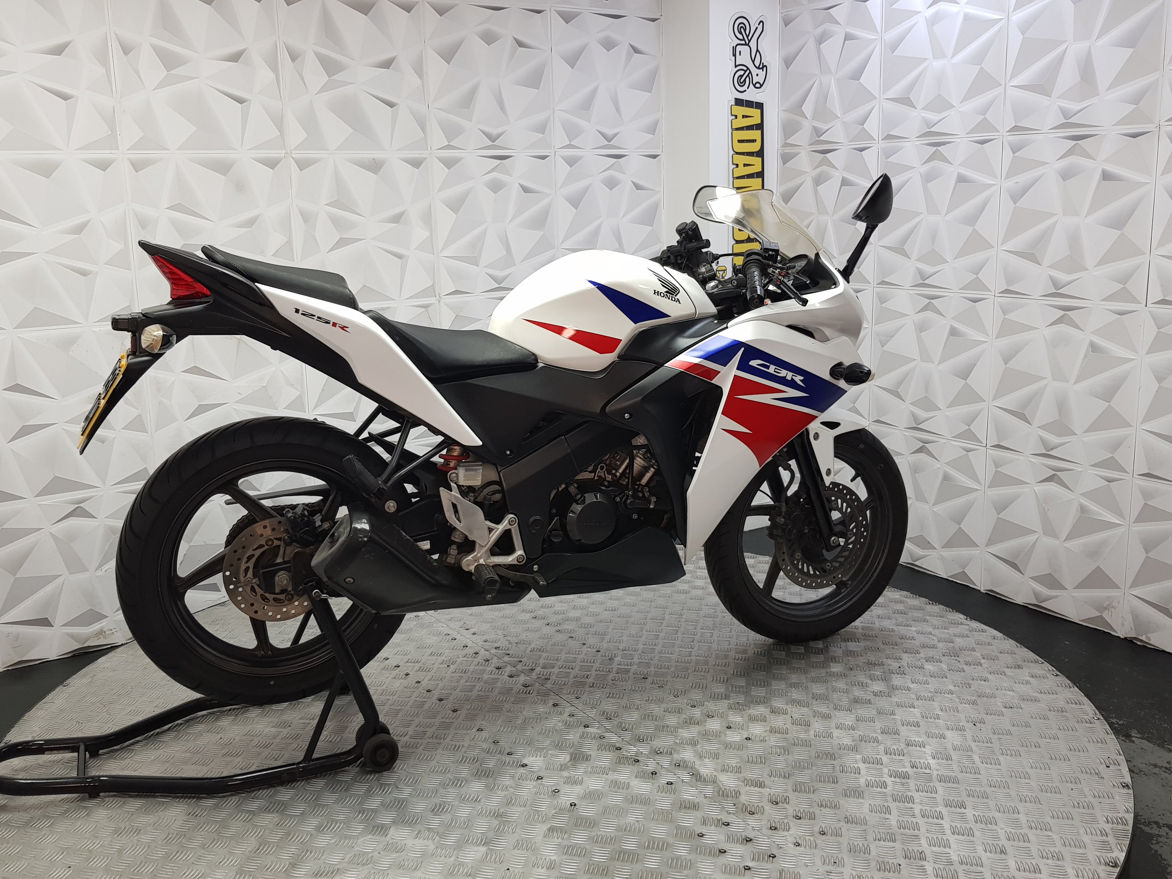 2013 Honda CBR125R