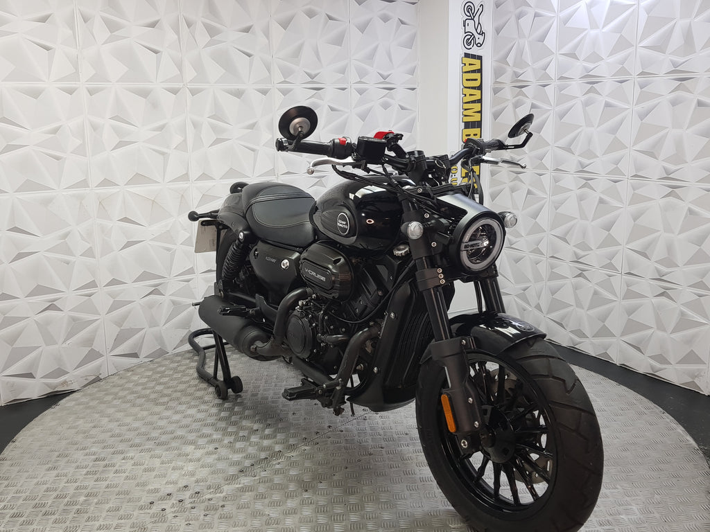 2025 Keeway V-Cruise 125