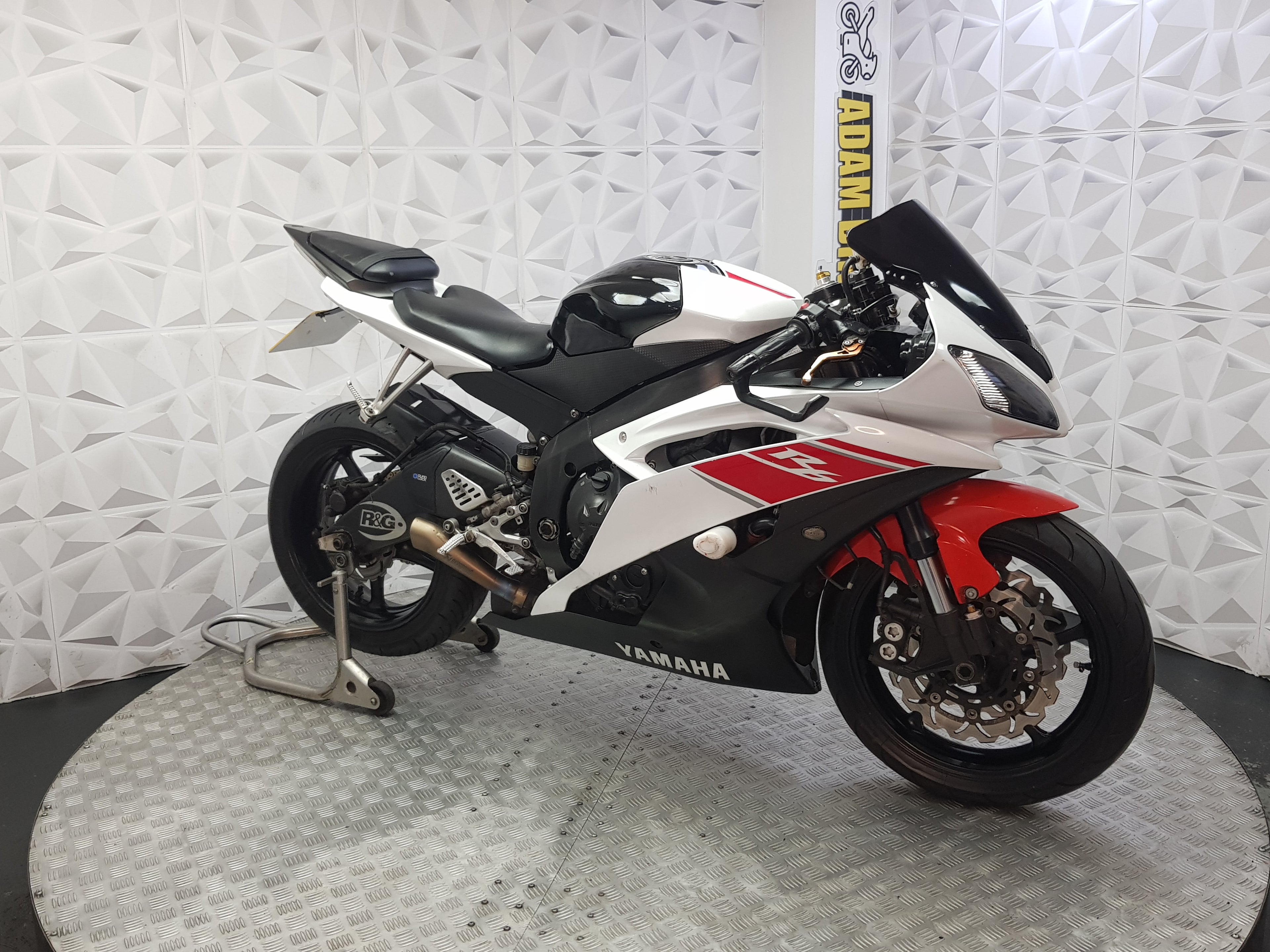 2008 Yamaha R6