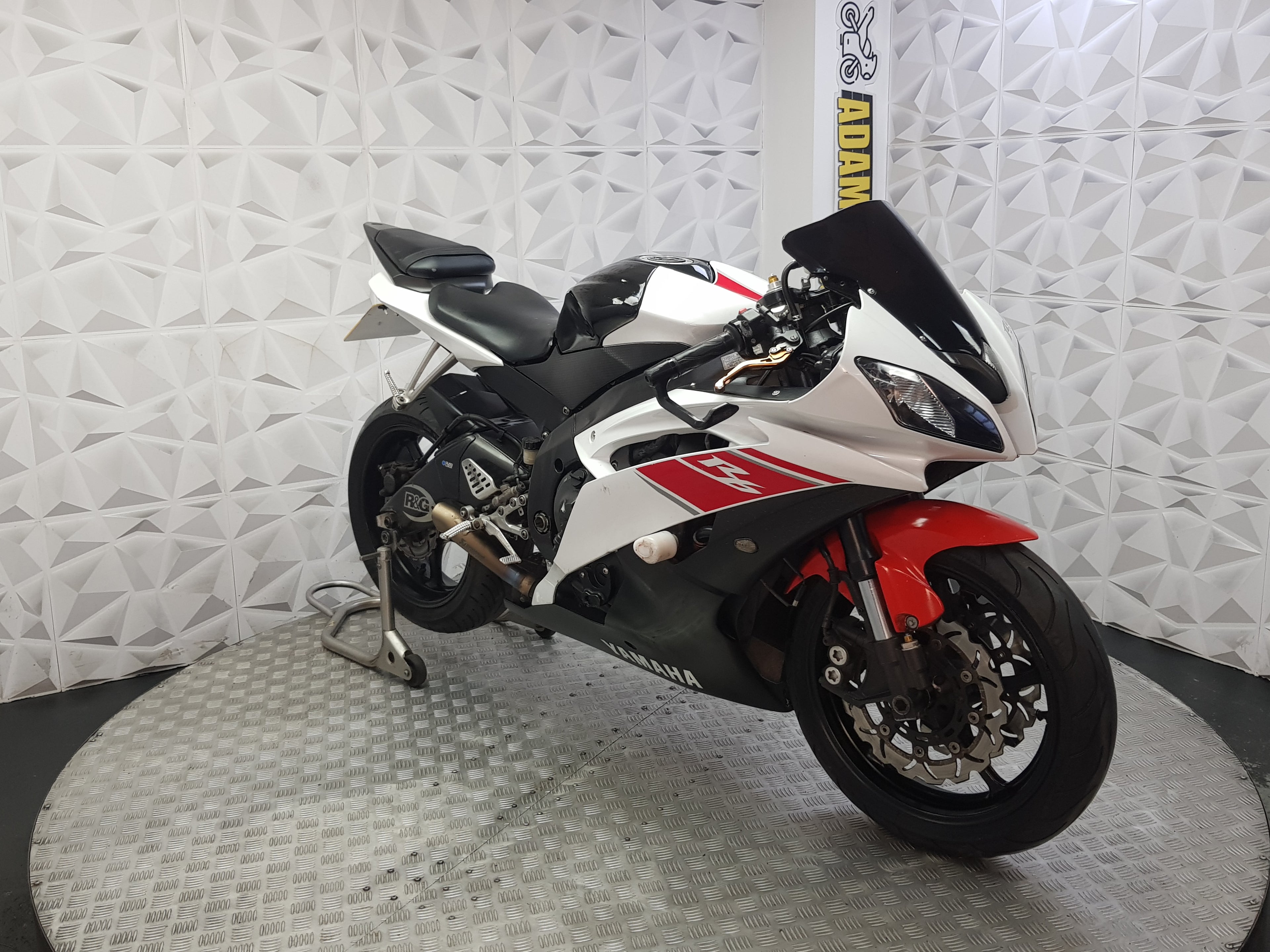 2008 Yamaha R6