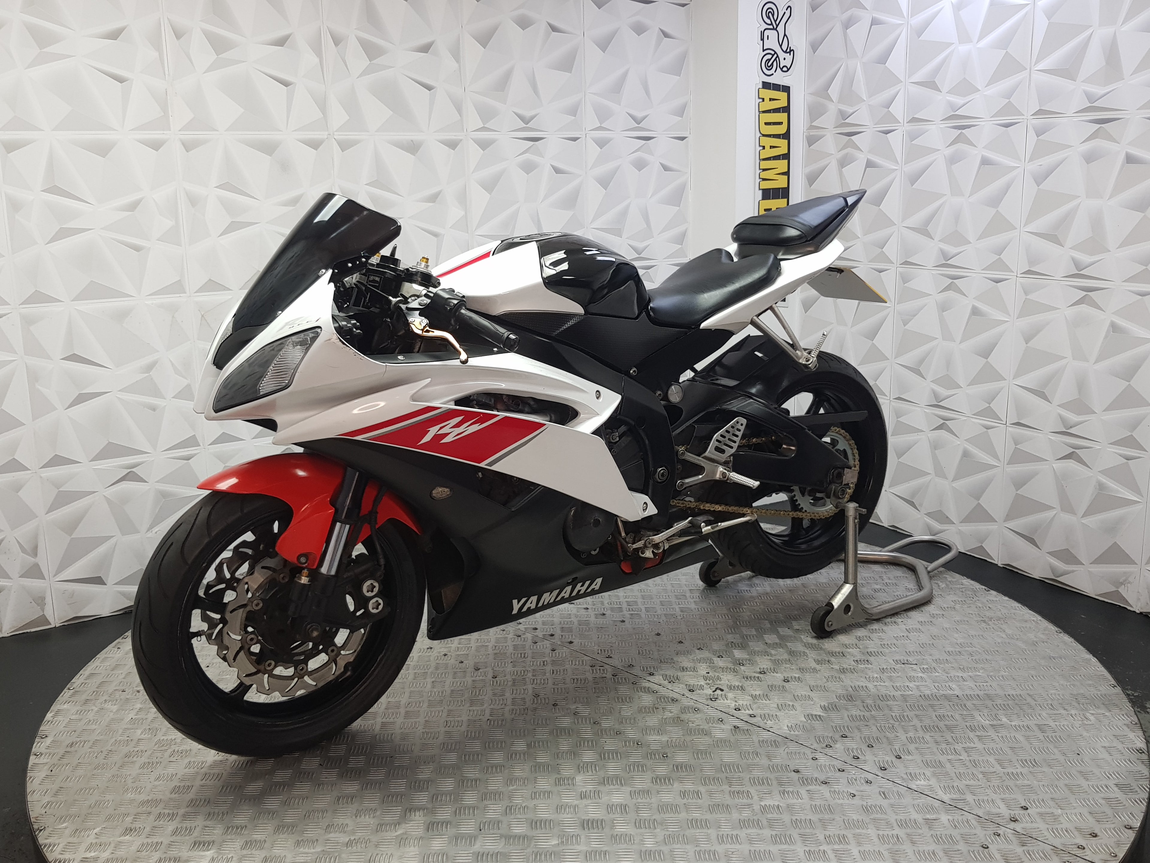 2008 Yamaha R6