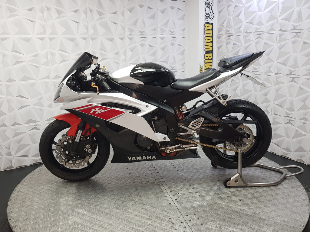 2008 Yamaha R6