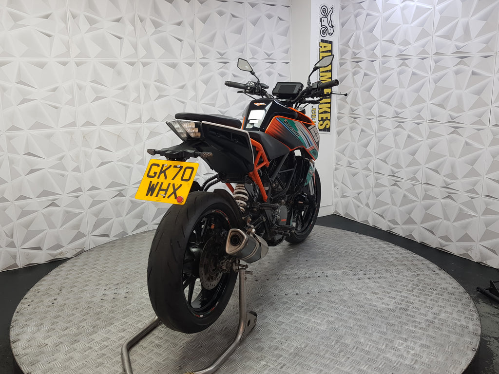 2020 KTM DUKE 125 ABS
