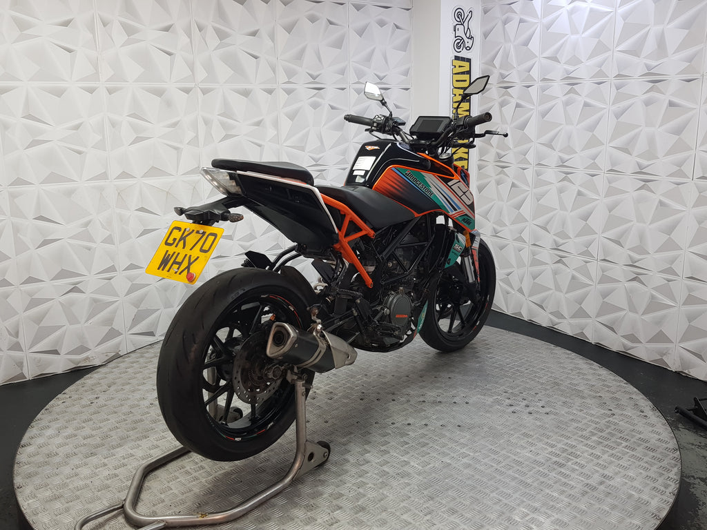 2020 KTM DUKE 125 ABS