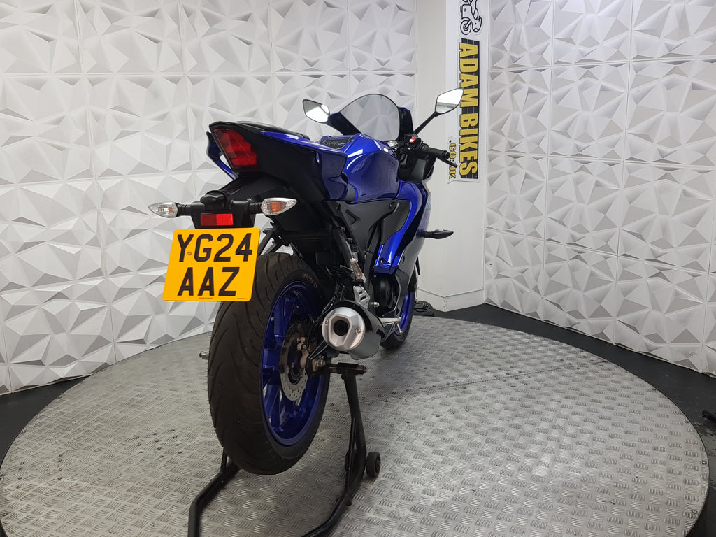 2024 YAMAHA YZF R125 ABS