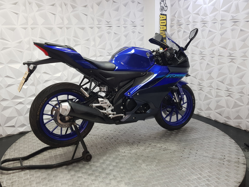 2024 YAMAHA YZF R125 ABS