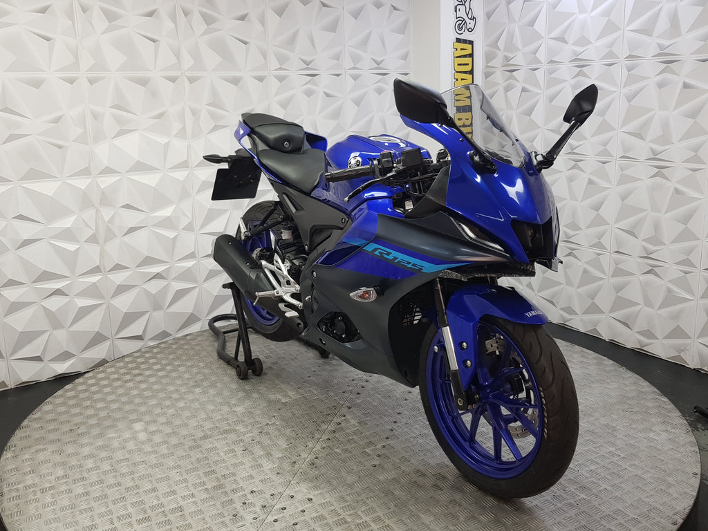 2024 YAMAHA YZF R125 ABS