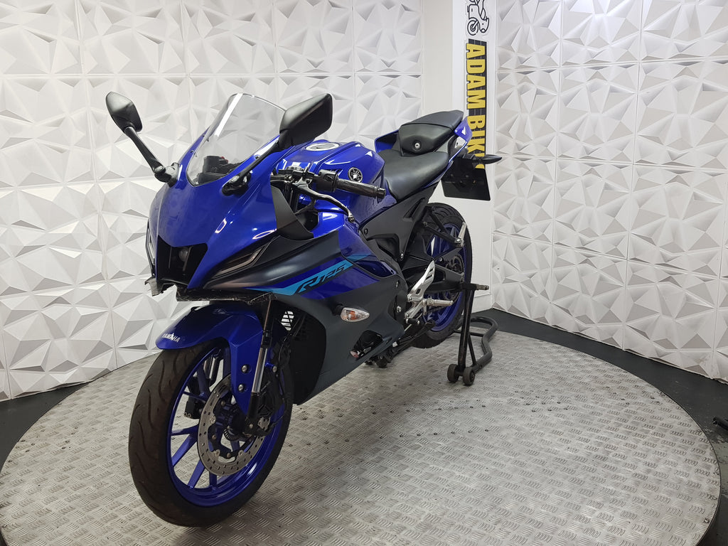 2024 YAMAHA YZF R125 ABS