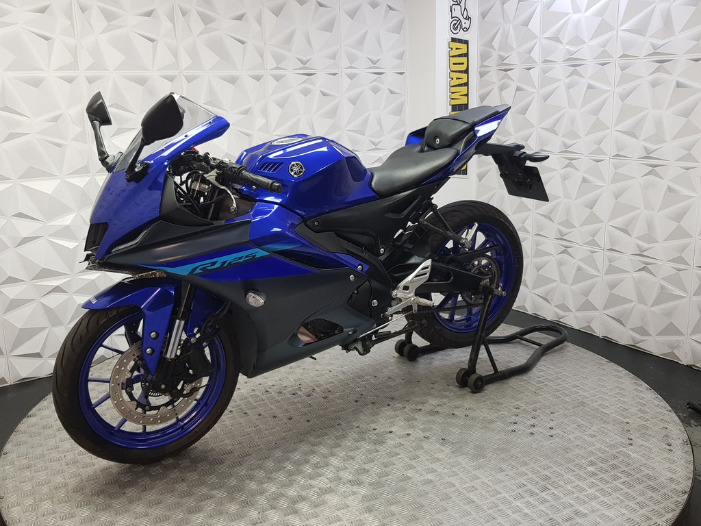 2024 YAMAHA YZF R125 ABS