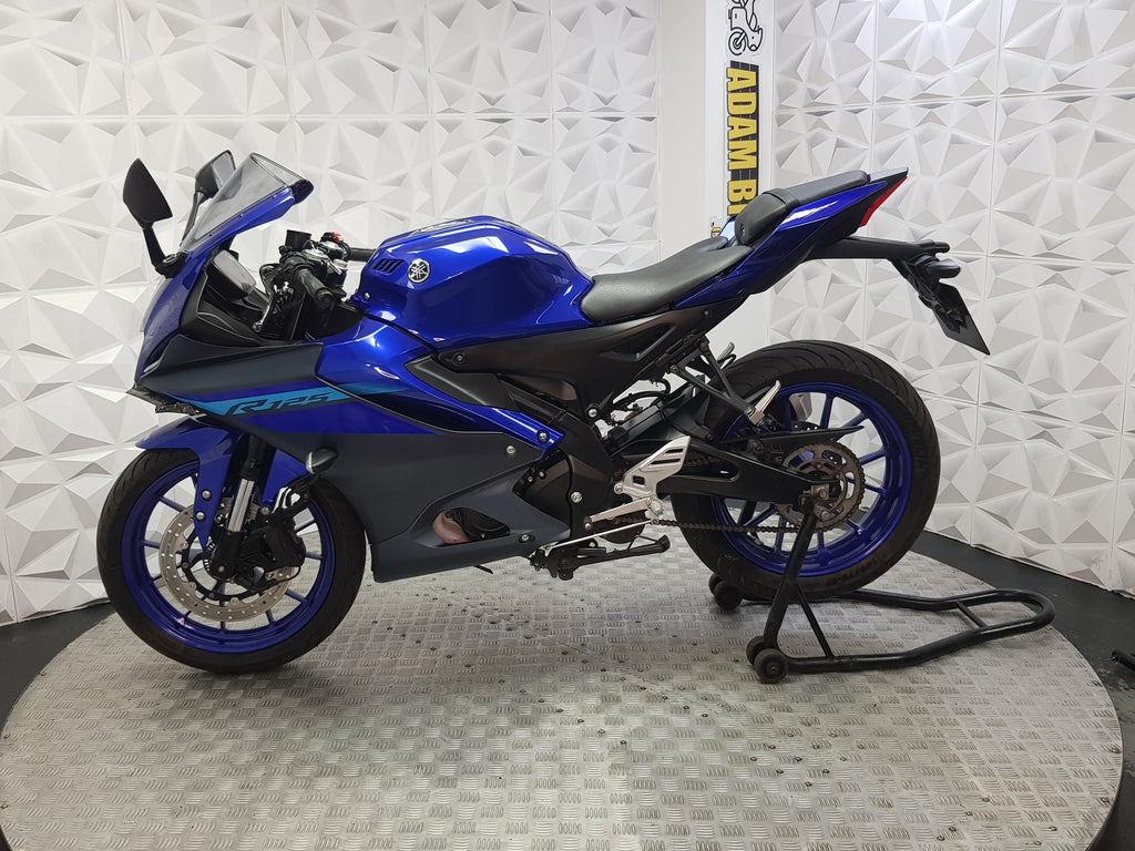 2024 YAMAHA YZF R125 ABS