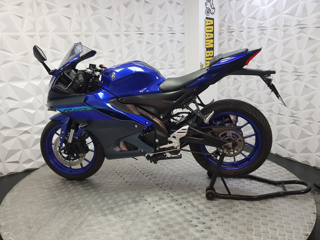 2024 YAMAHA YZF R125 ABS