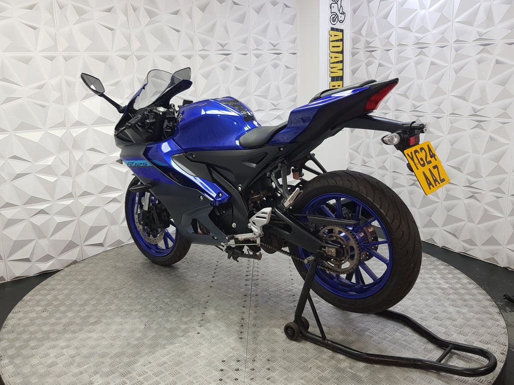 2024 YAMAHA YZF R125 ABS