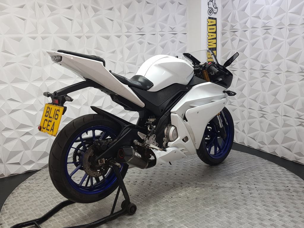 2016 Yamaha YZF-R125
