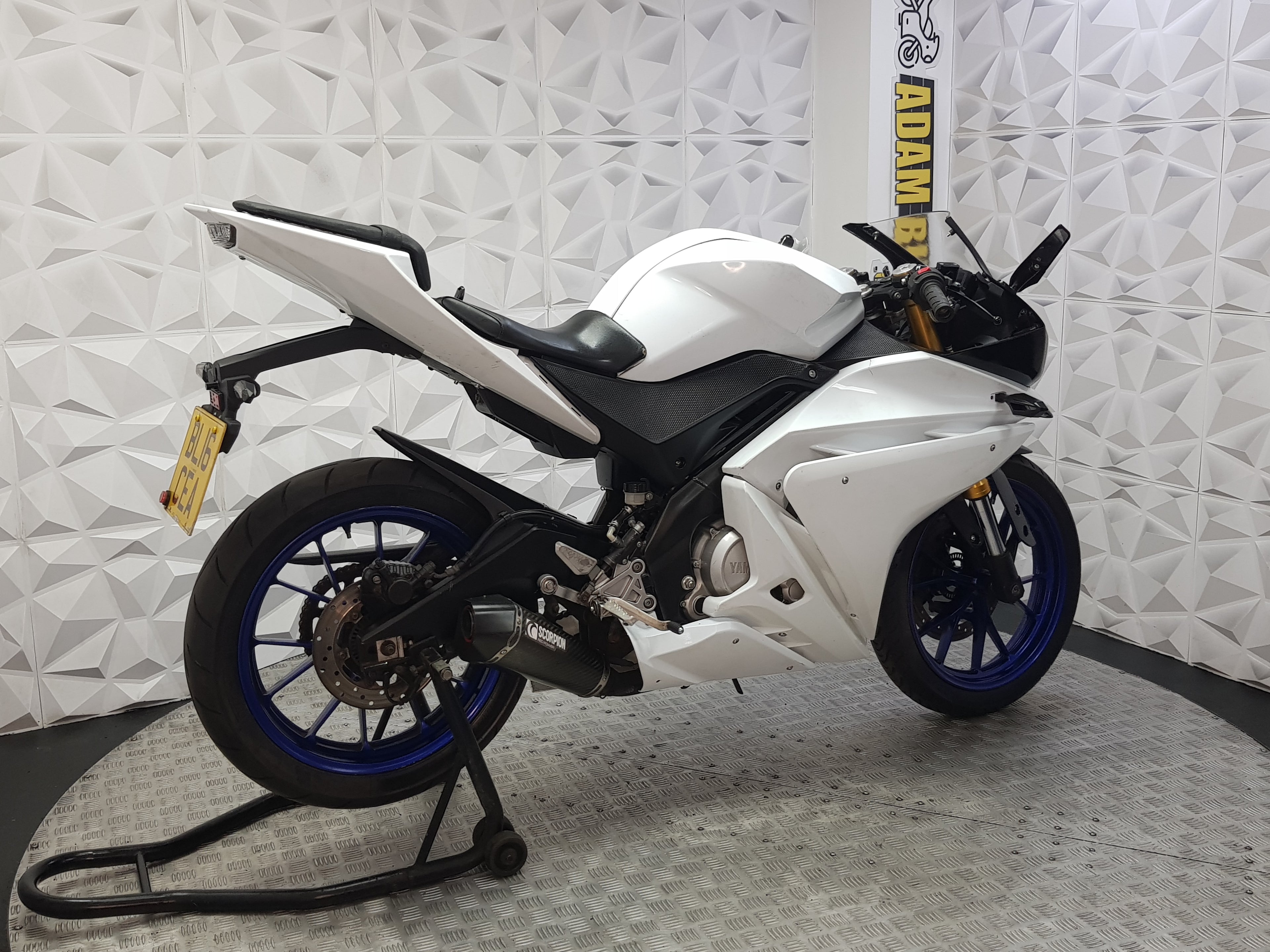 2016 Yamaha YZF-R125