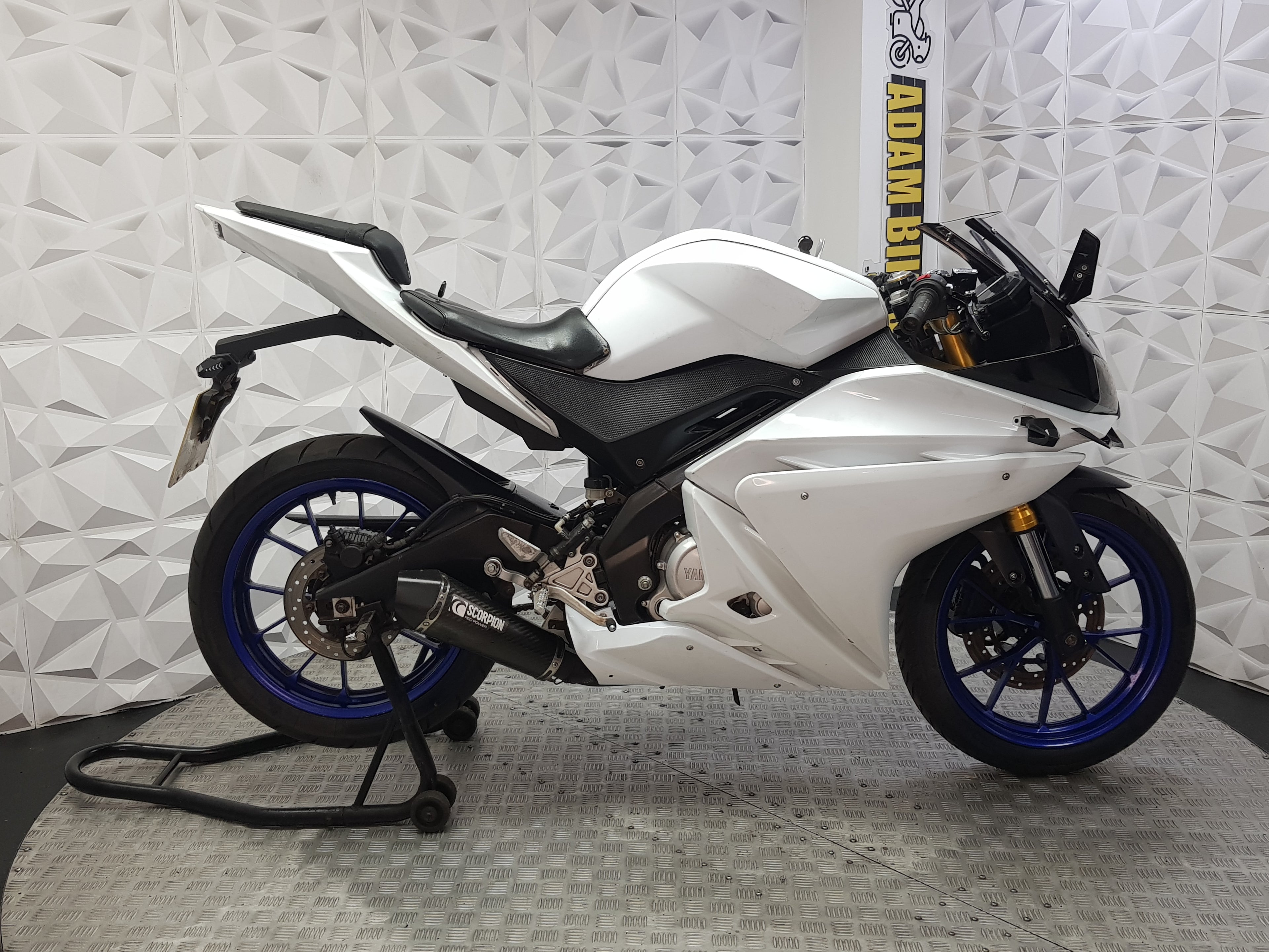 2016 Yamaha YZF-R125