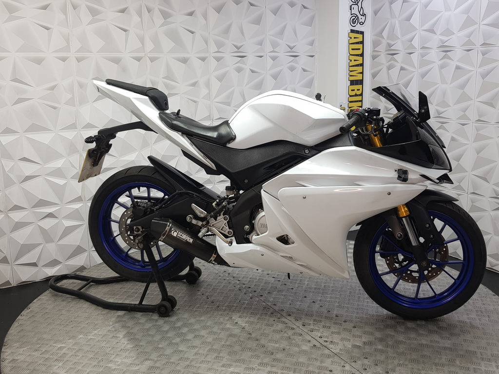 2016 Yamaha YZF-R125