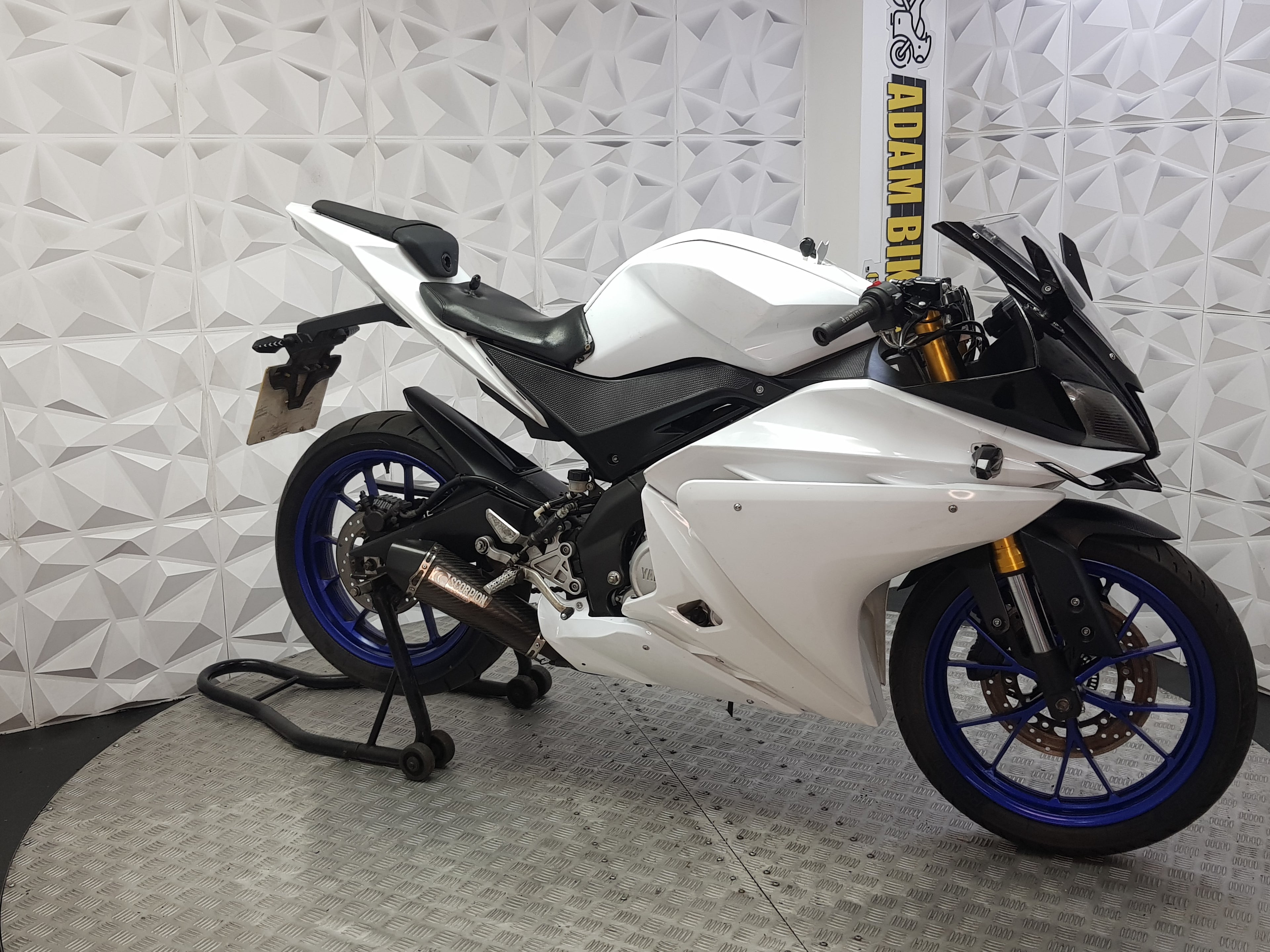 2016 Yamaha YZF-R125