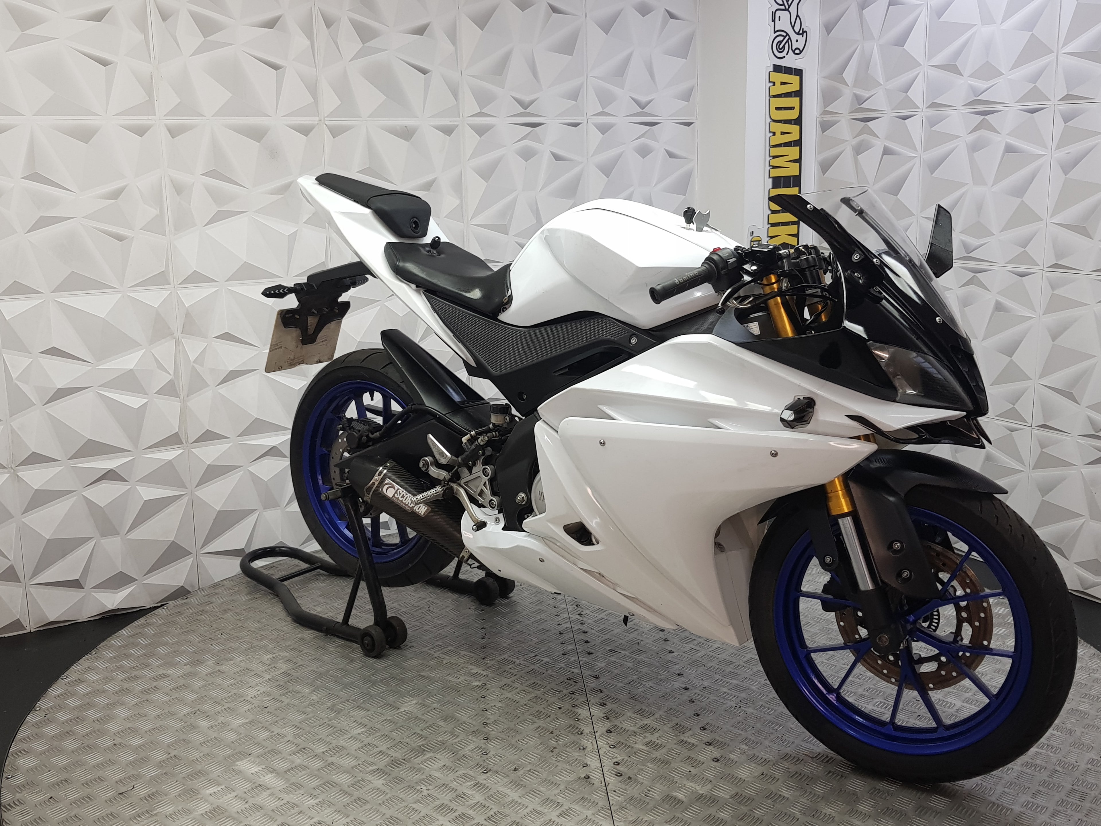 2016 Yamaha YZF-R125
