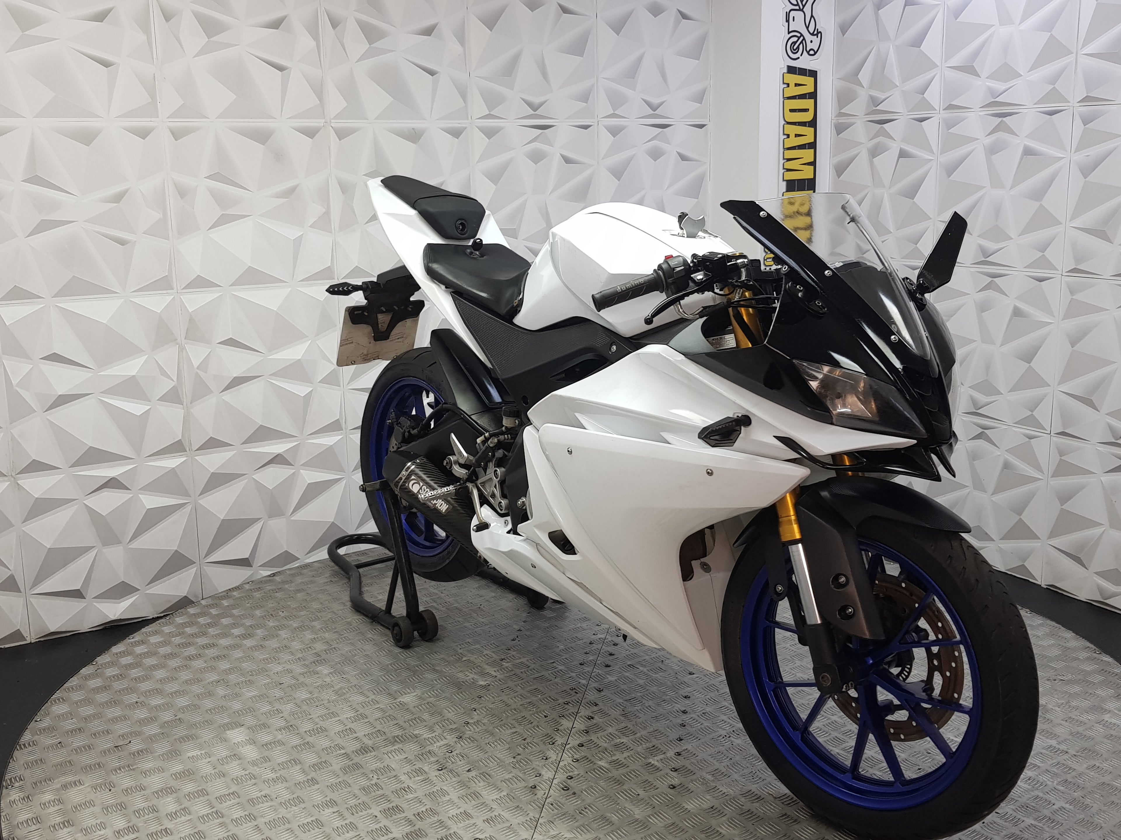 2016 Yamaha YZF-R125