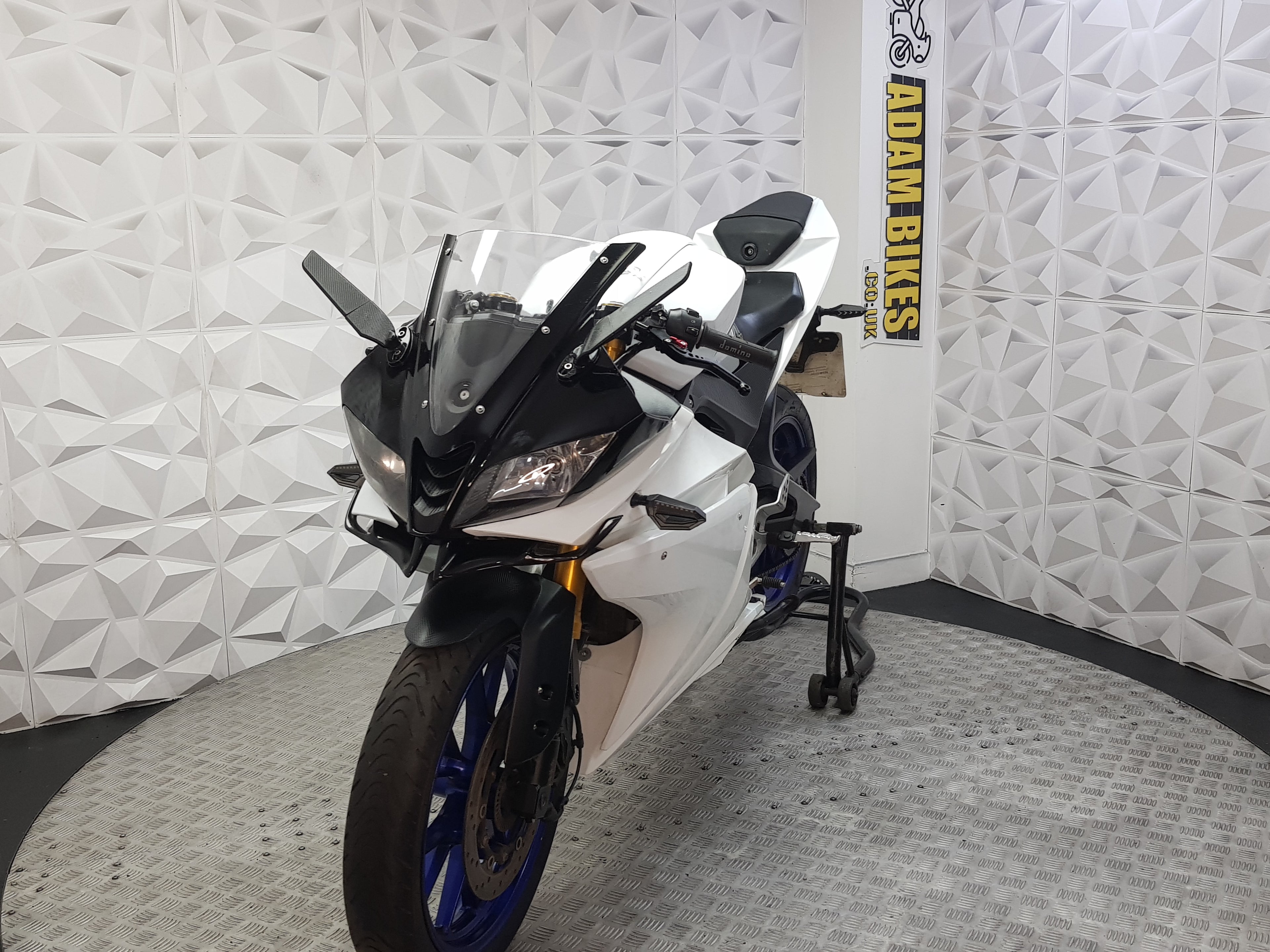 2016 Yamaha YZF-R125