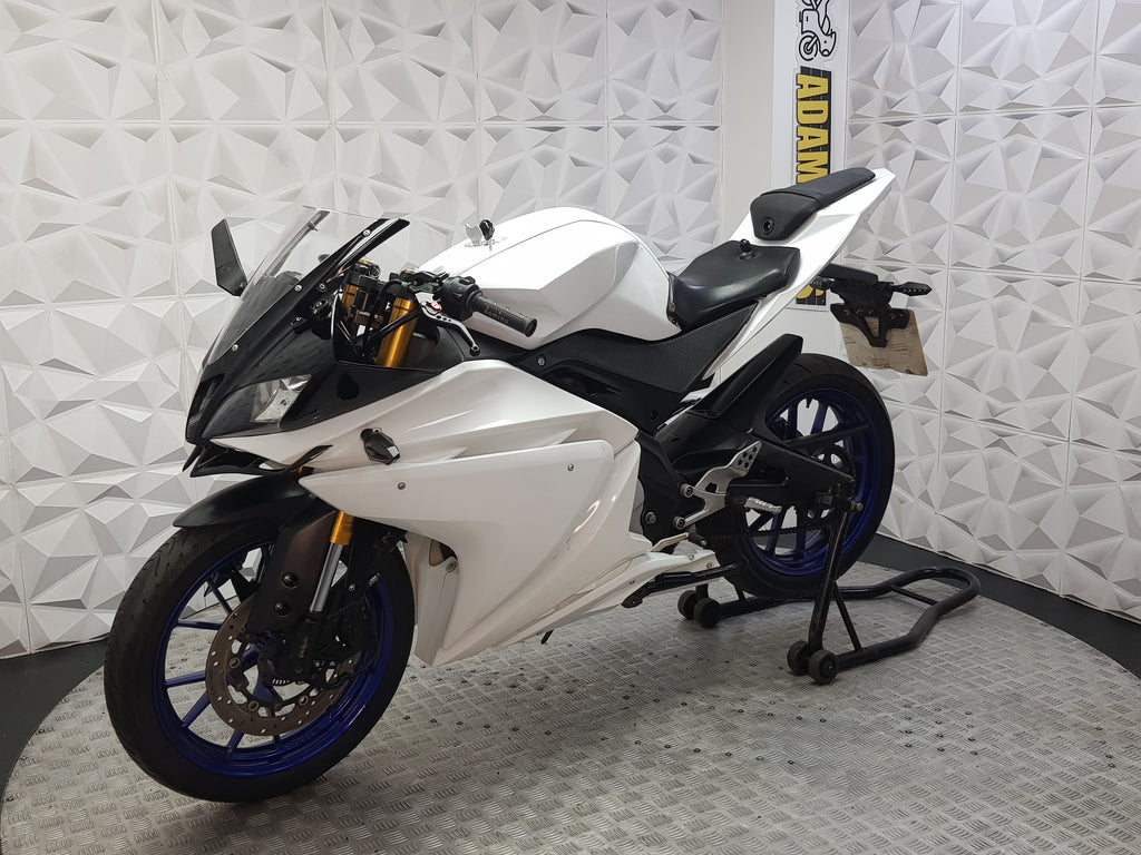 2016 Yamaha YZF-R125