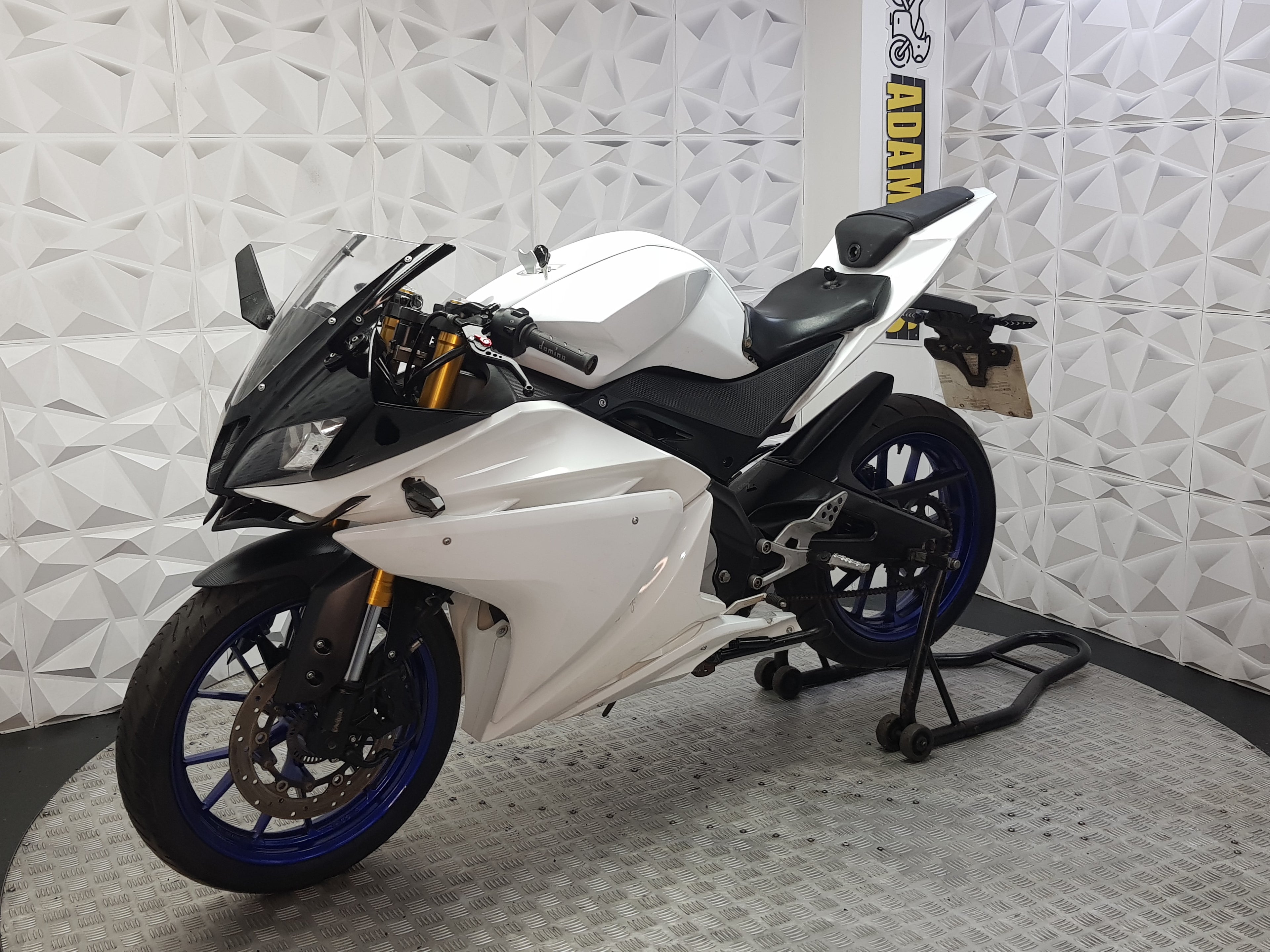 2016 Yamaha YZF-R125