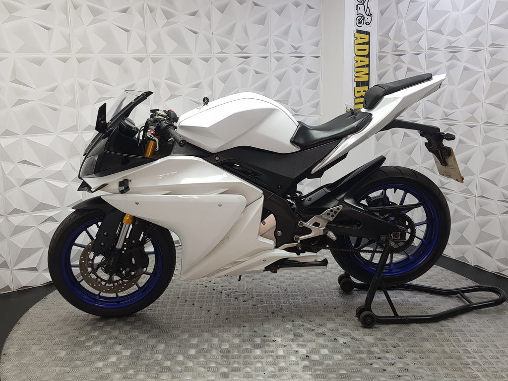 2016 Yamaha YZF-R125