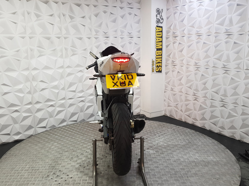 2010 YAMAHA YZF-R125
