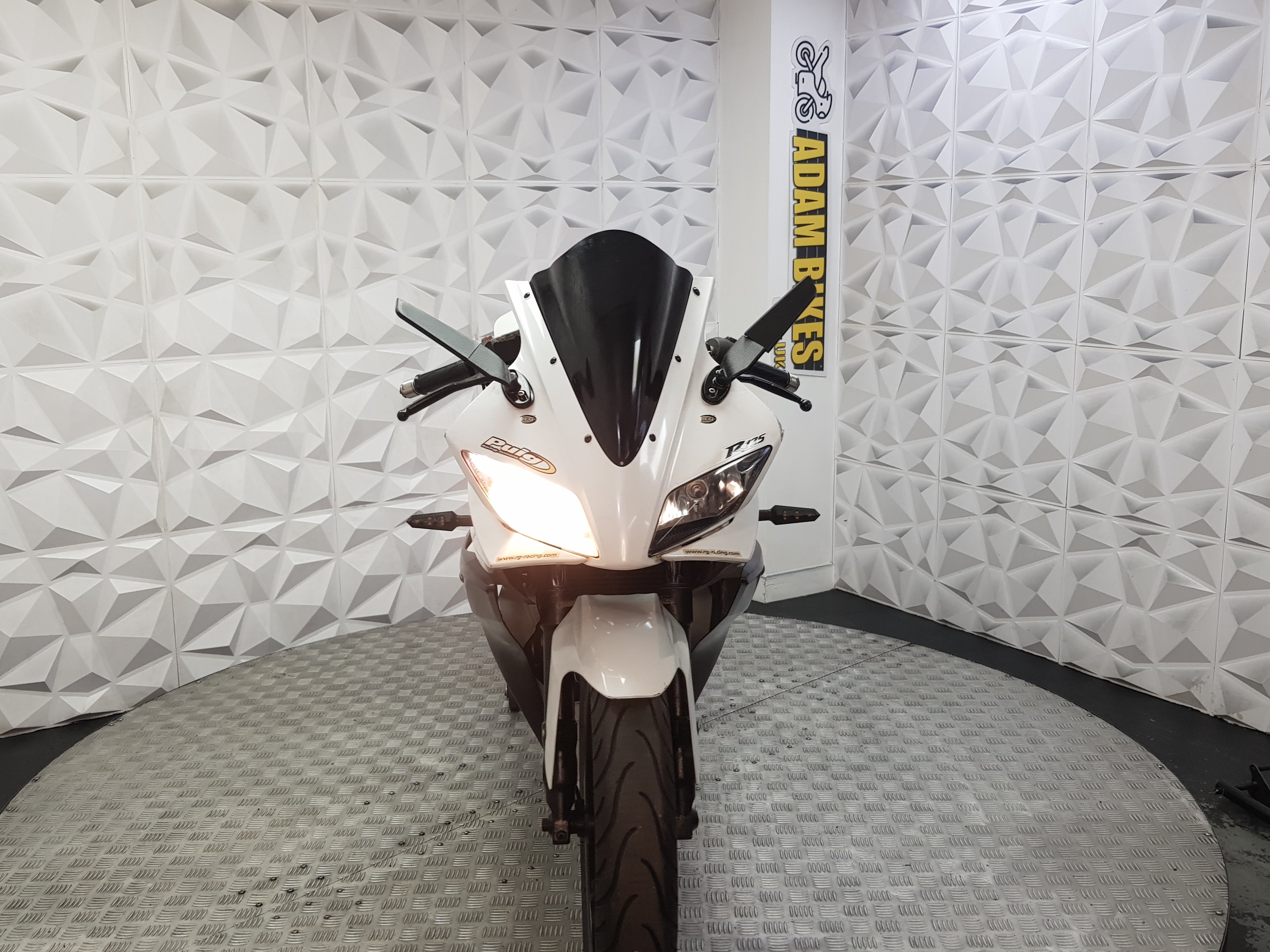 2010 YAMAHA YZF-R125
