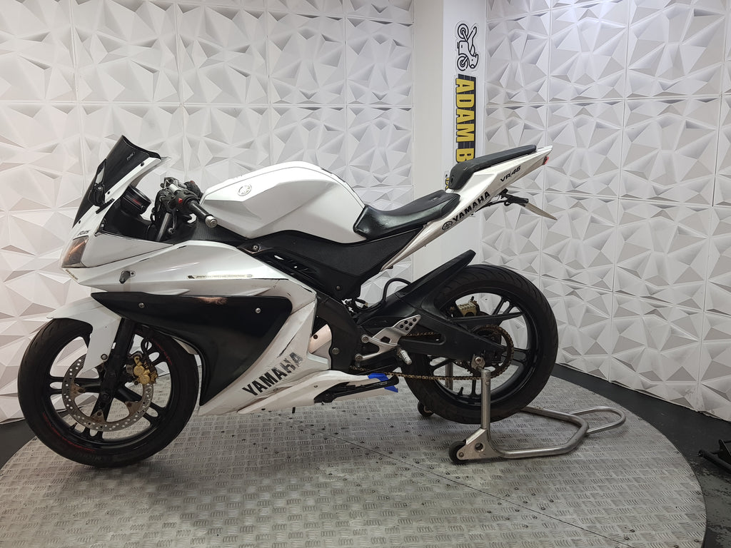 2010 YAMAHA YZF-R125