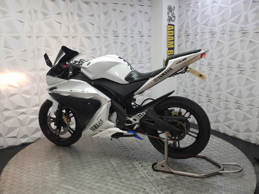 2010 YAMAHA YZF-R125