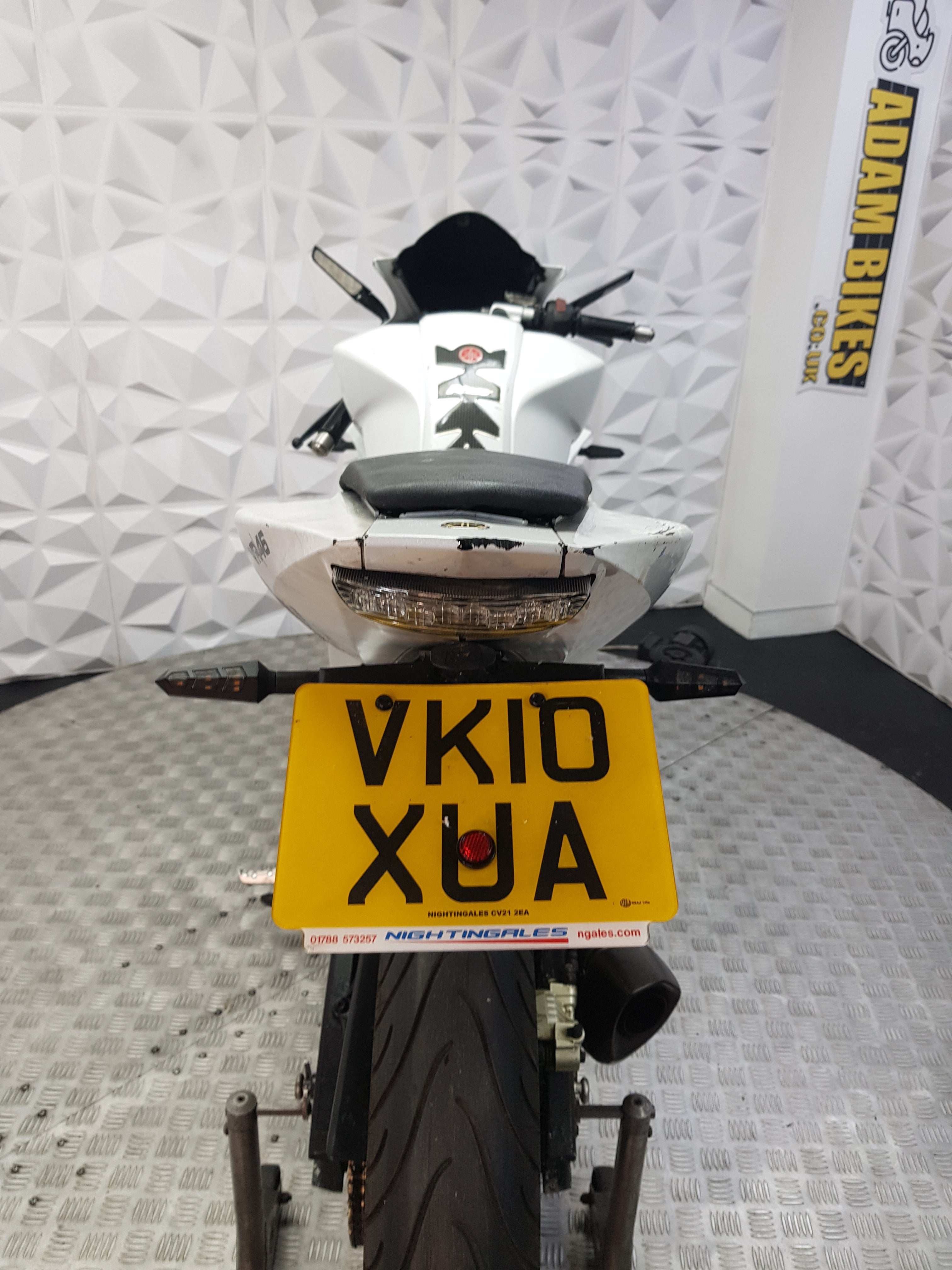 2010 YAMAHA YZF-R125