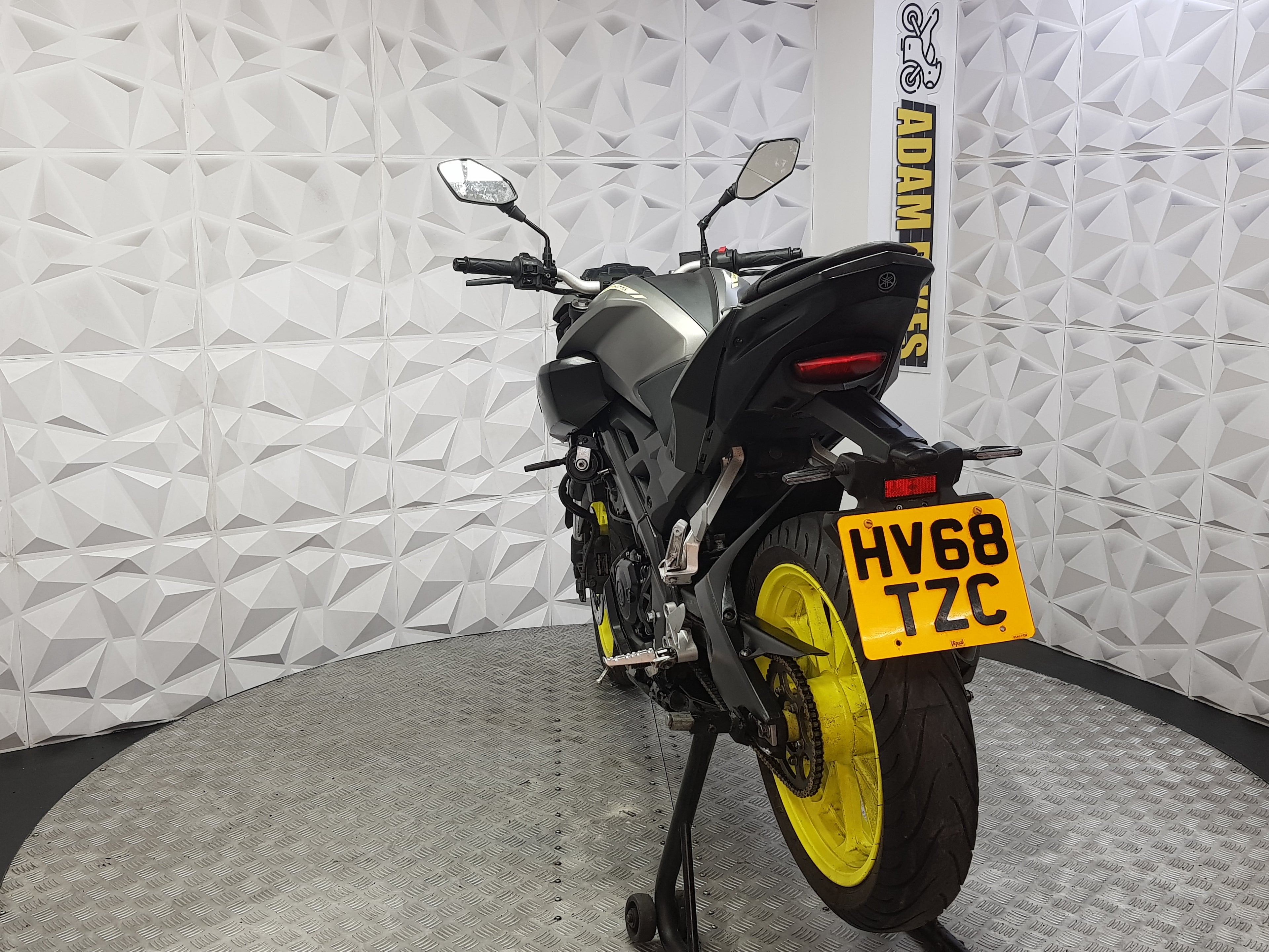 2018 YAMAHA MT-125 ABS