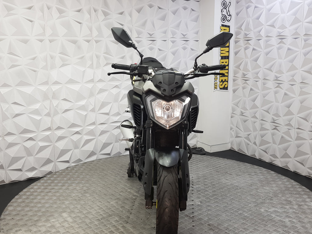 2018 YAMAHA MT-125 ABS