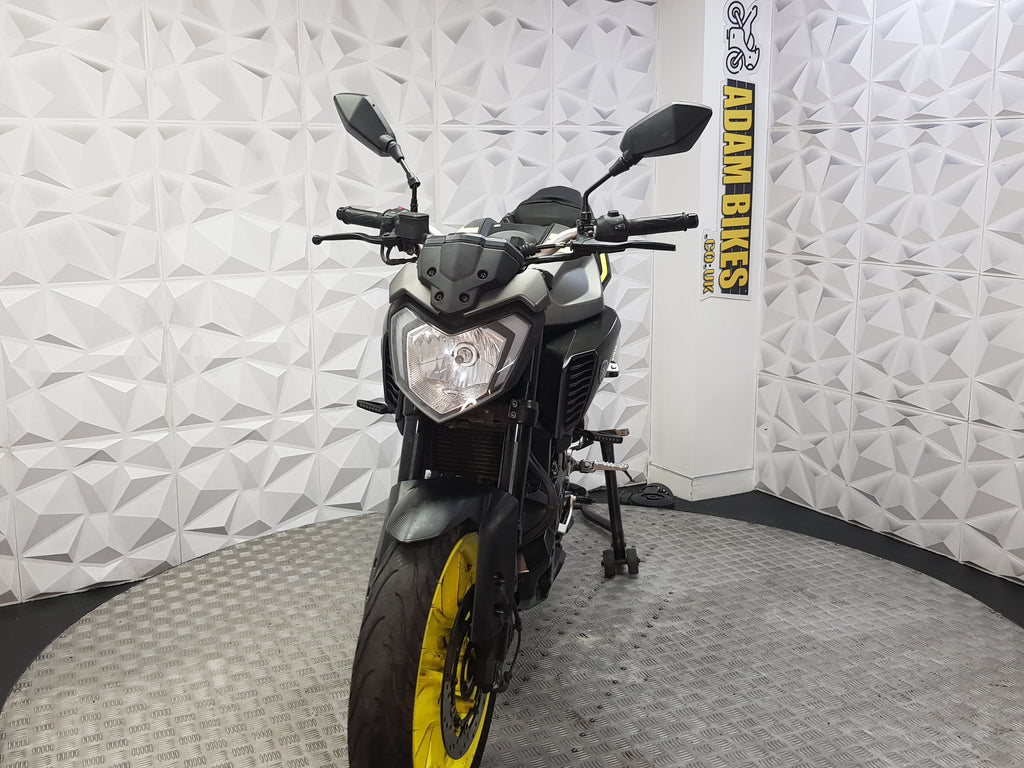 2018 YAMAHA MT-125 ABS
