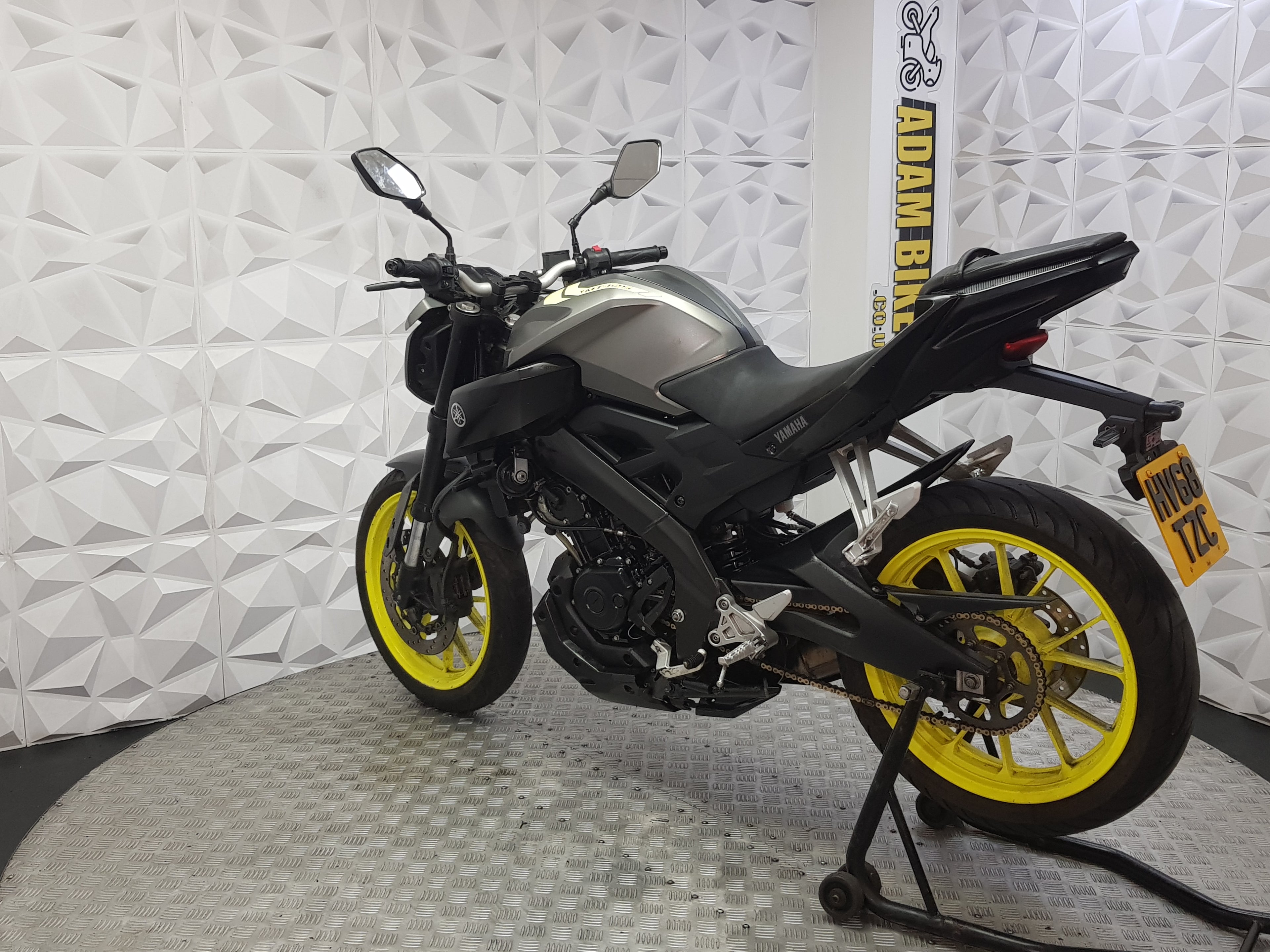 2018 YAMAHA MT-125 ABS