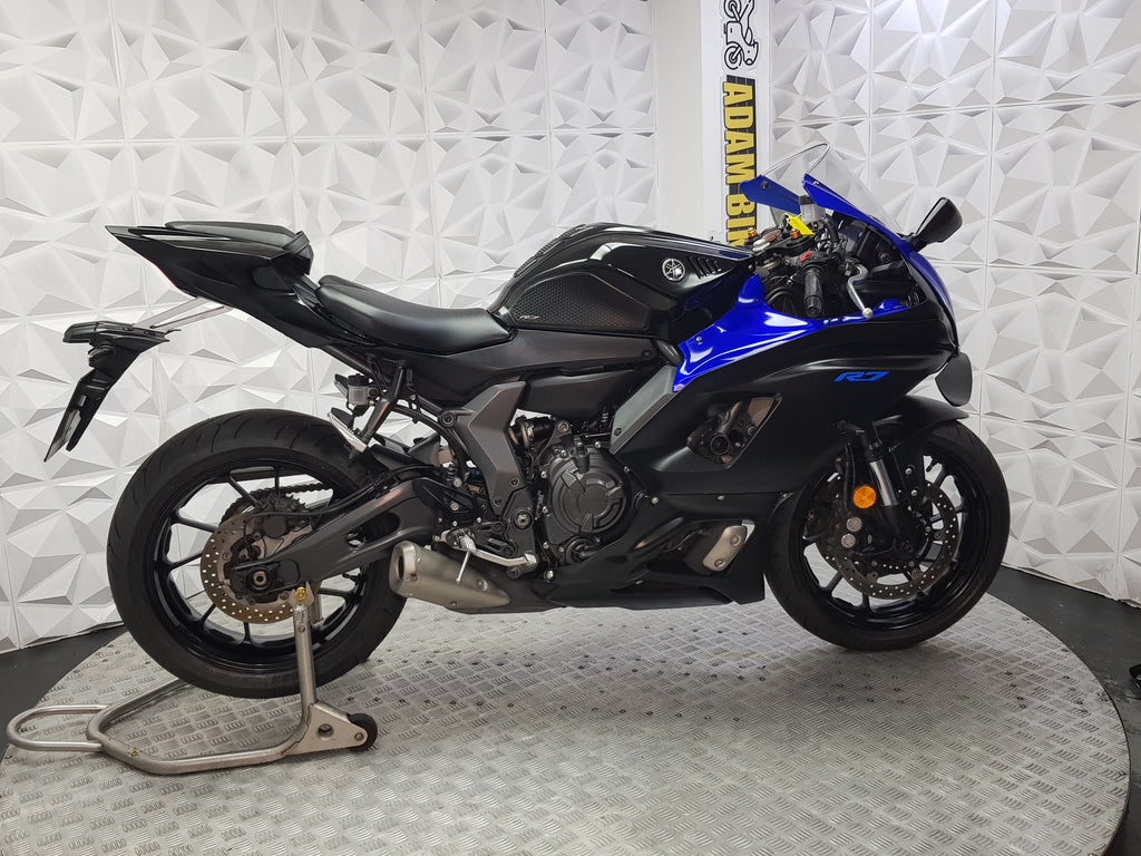 2022 YAMAHA YZF-R7 ABS