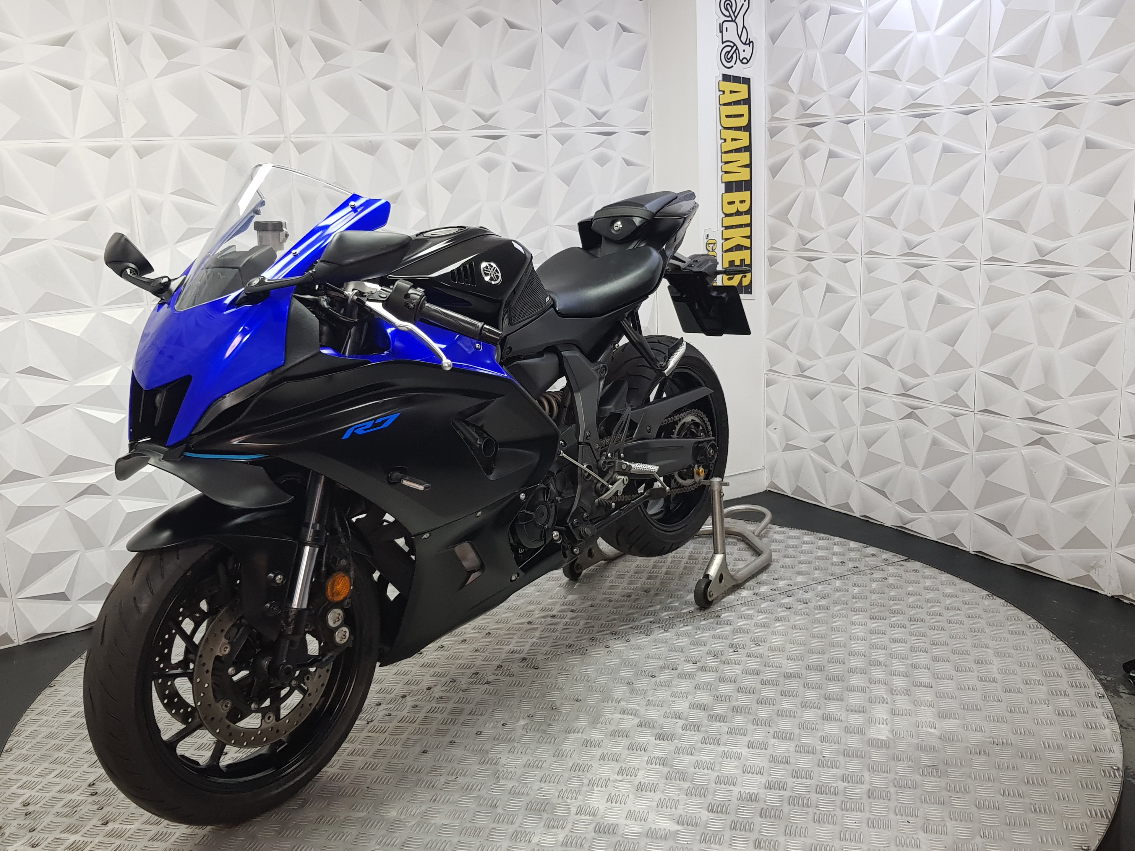 2022 YAMAHA YZF-R7 ABS