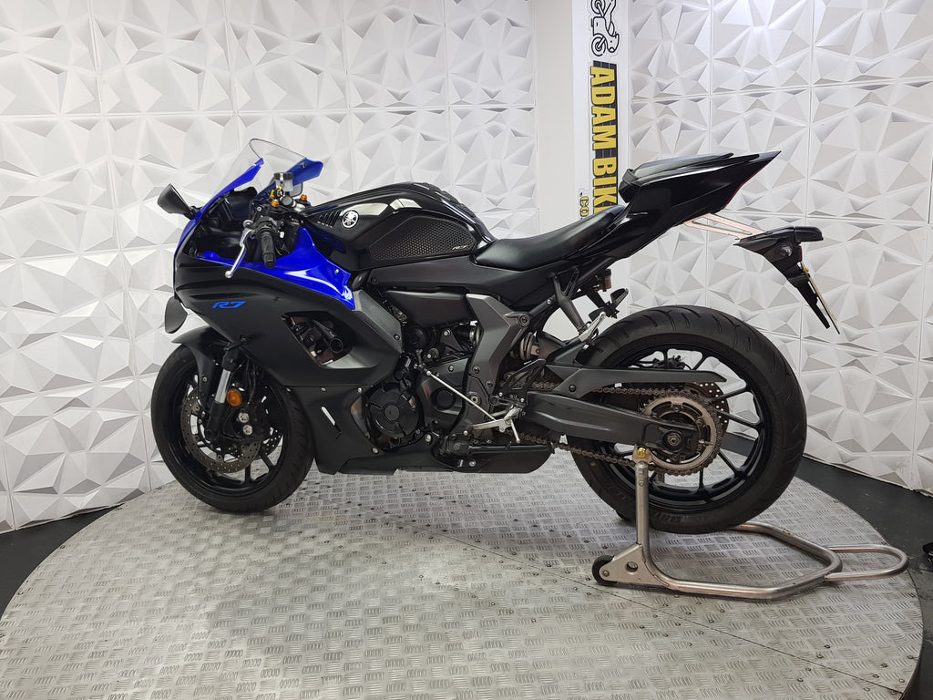 2022 YAMAHA YZF-R7 ABS