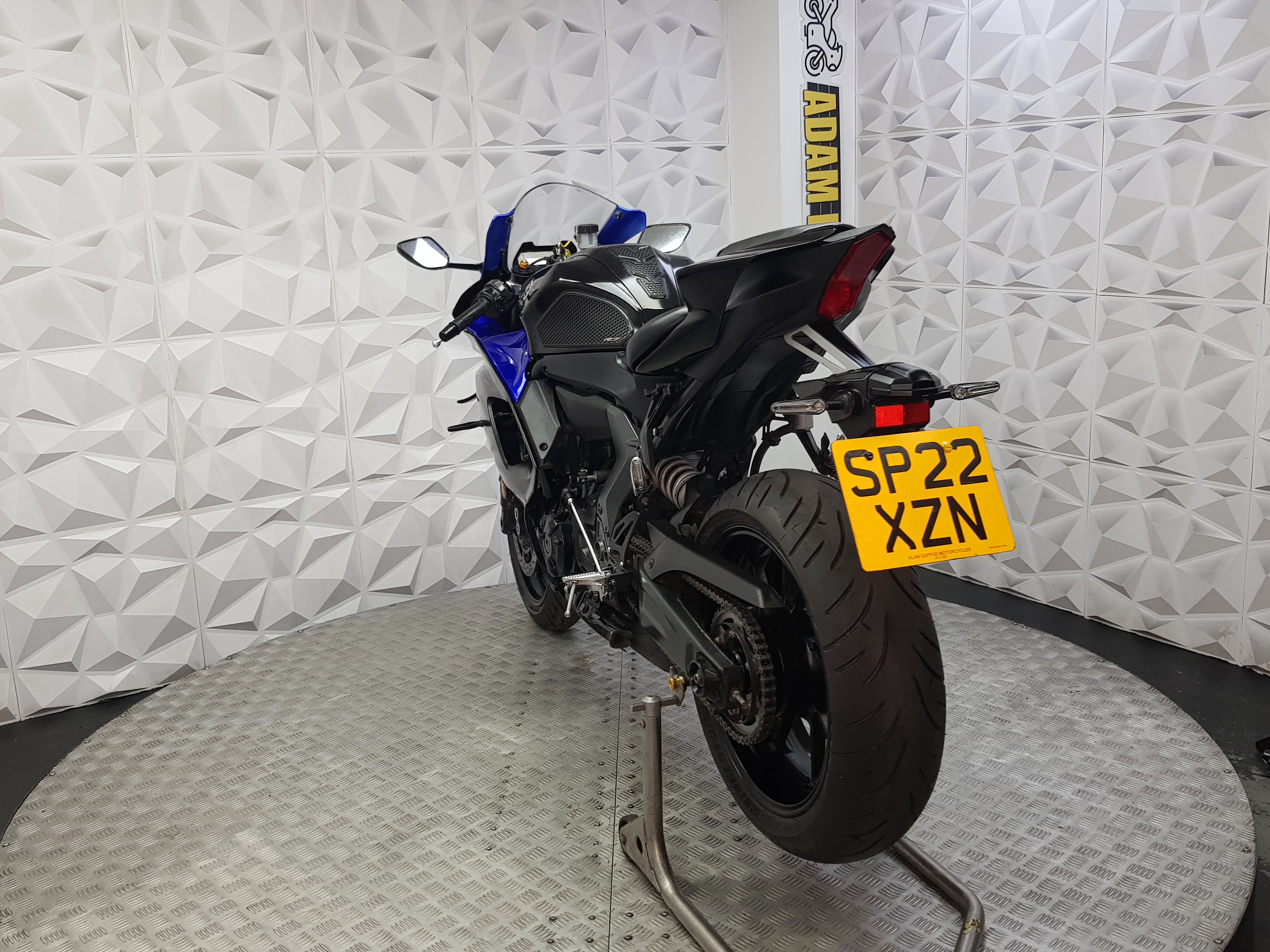 2022 YAMAHA YZF-R7 ABS