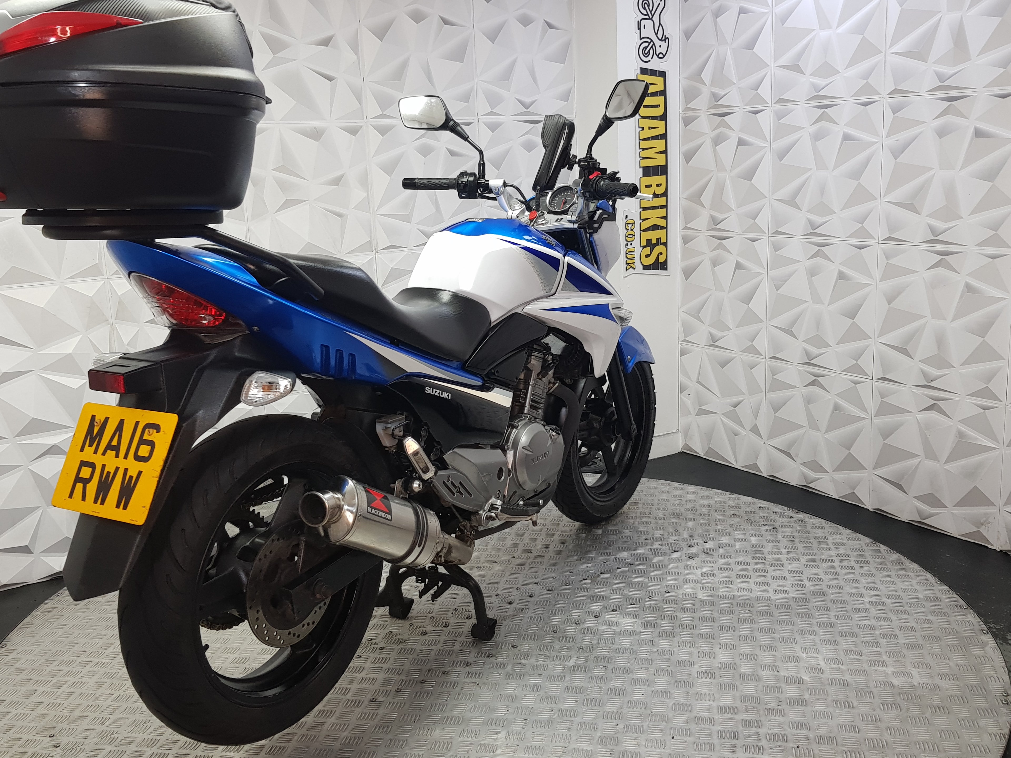 2016 Suzuki GW INAZUMA 250